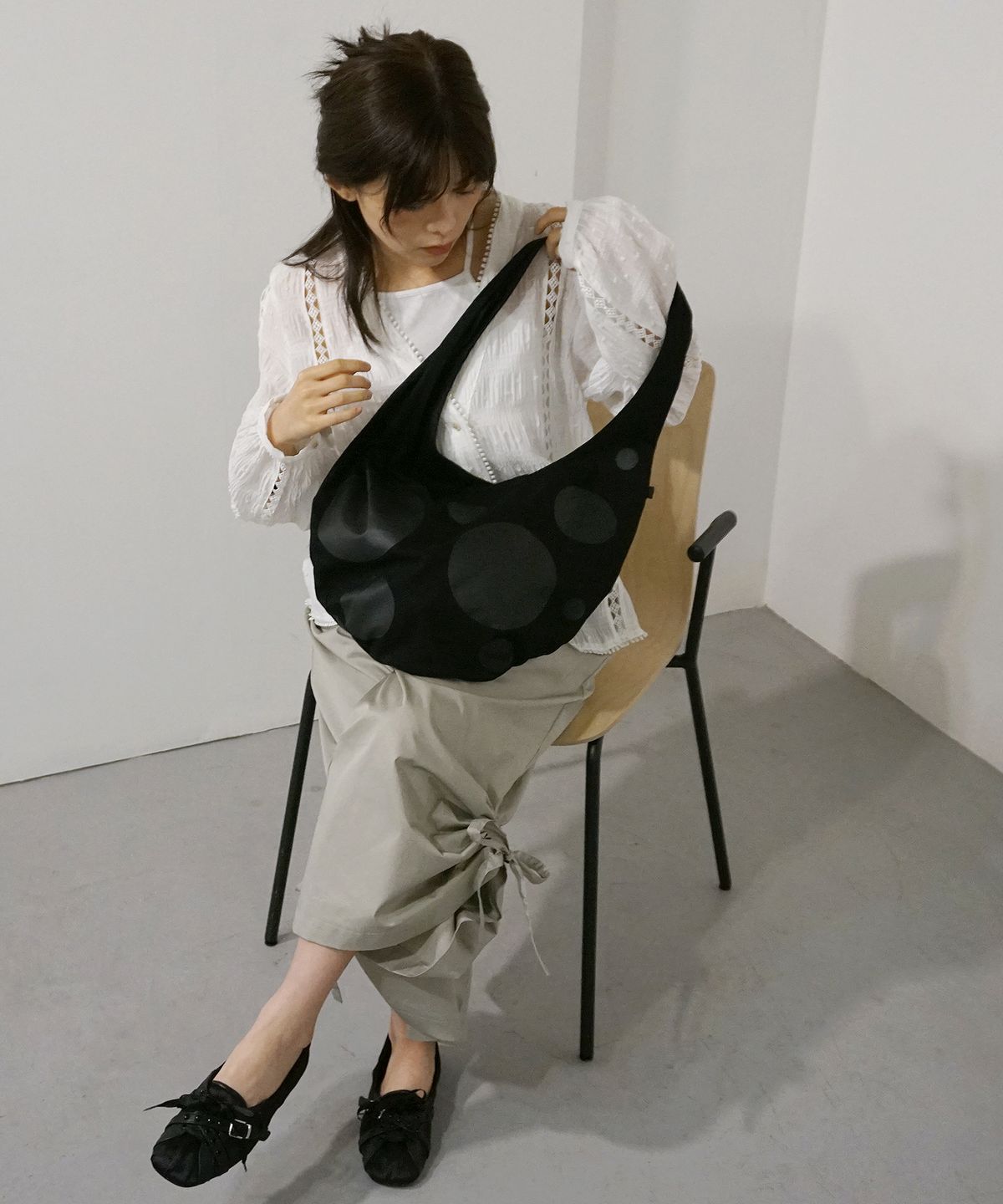 샐볼(SALBOL) FIG DOT BAG [BLACK]