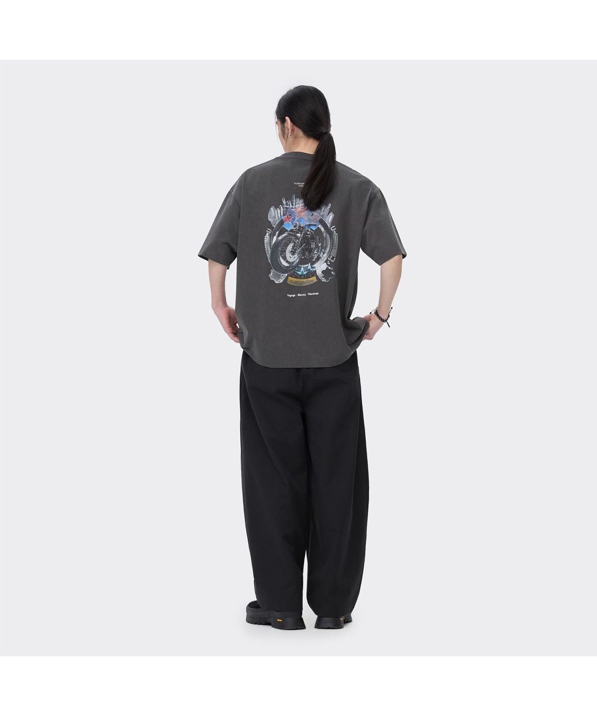 커스텀멜로우(CUSTOMELLOW) Grey Graphic T-shirt CWTAM26432GYD
