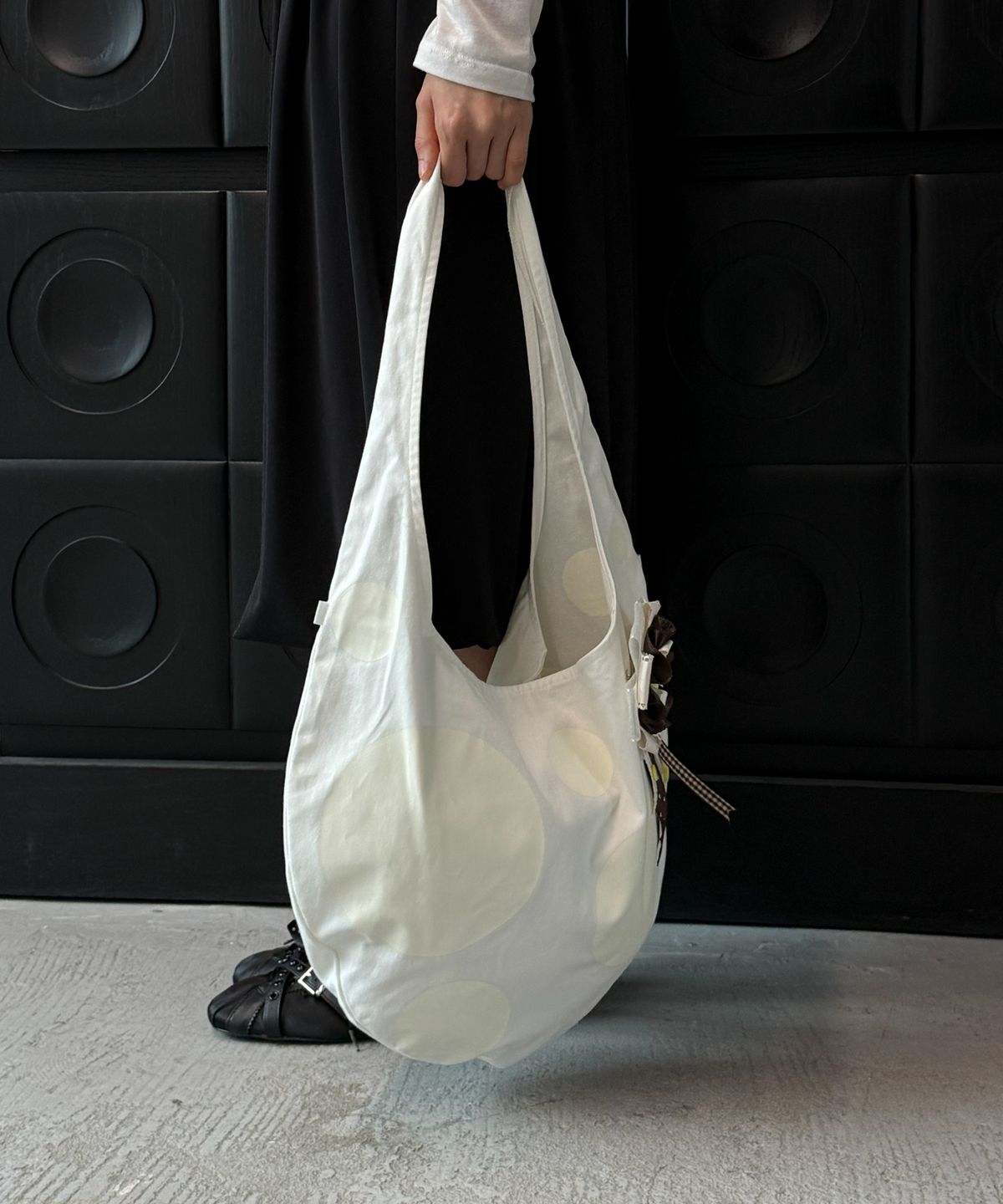 샐볼(SALBOL) FIG DOT BAG [IVORY]