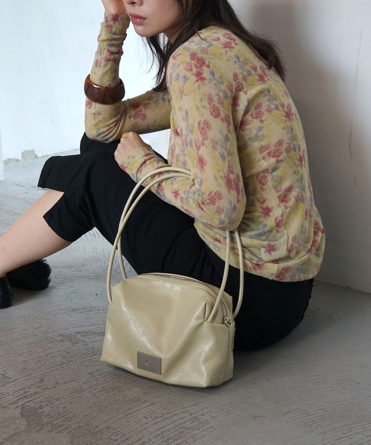 샐볼(SALBOL) COMPACT BAG [LEATHER LIGHT GREEN]