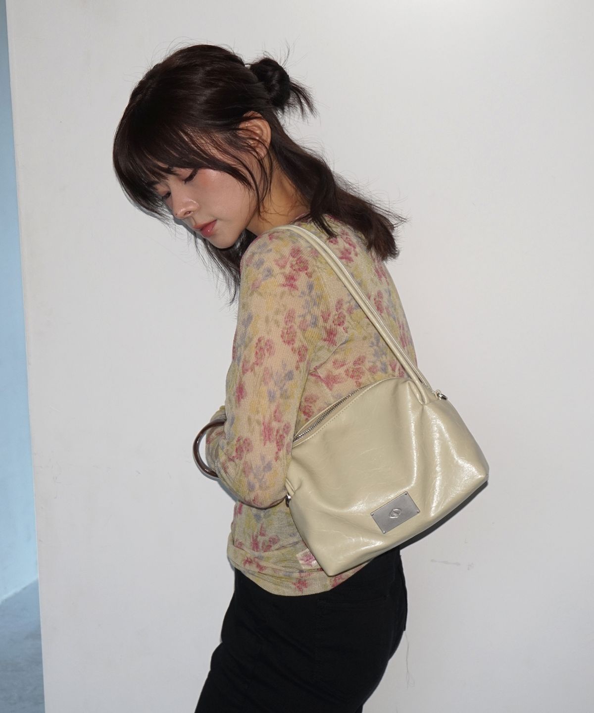 샐볼(SALBOL) COMPACT BAG [LEATHER LIGHT GREEN]