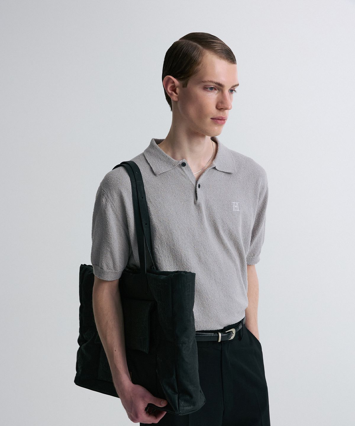 리이 맨(RERHEE MEN) BOUCLE KNIT POLO SHIRT GRAY