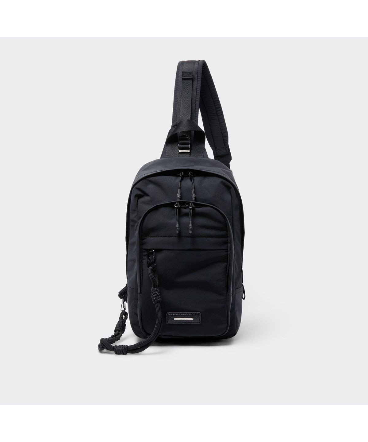 커스텀멜로우(CUSTOMELLOW) Black Nylon Sling Bag CABAX26106BKX