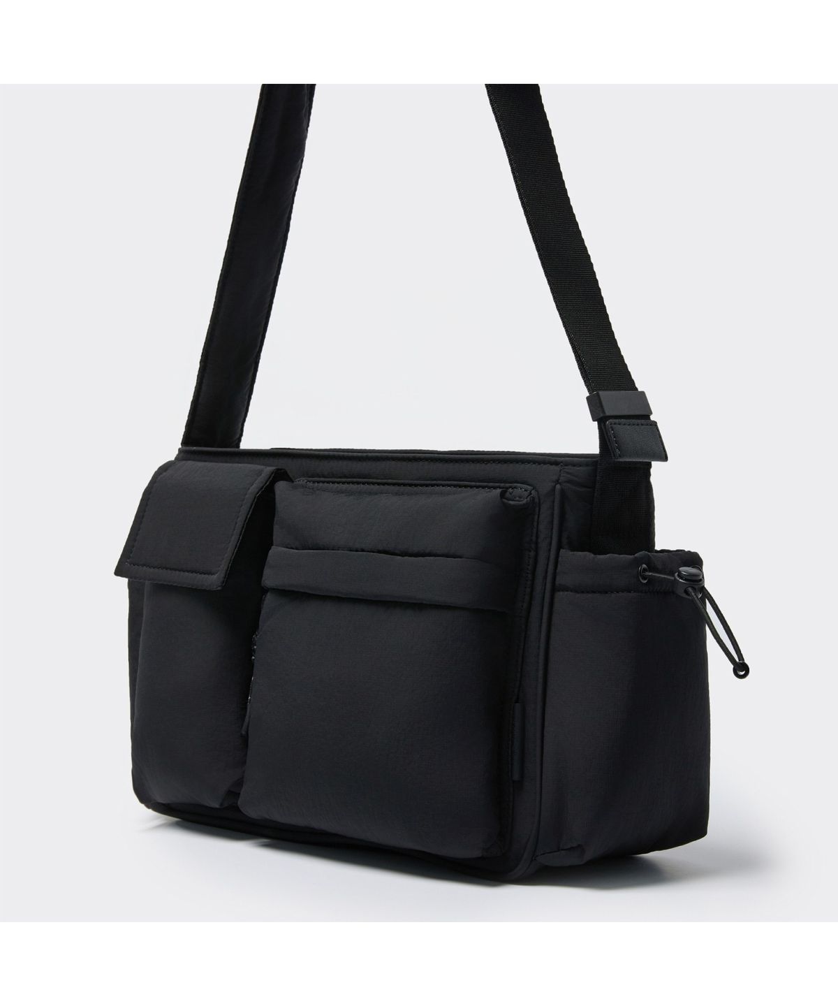 커스텀멜로우(CUSTOMELLOW) [Online Only] Black Nylon Cross Bag CRBAX26101BKX