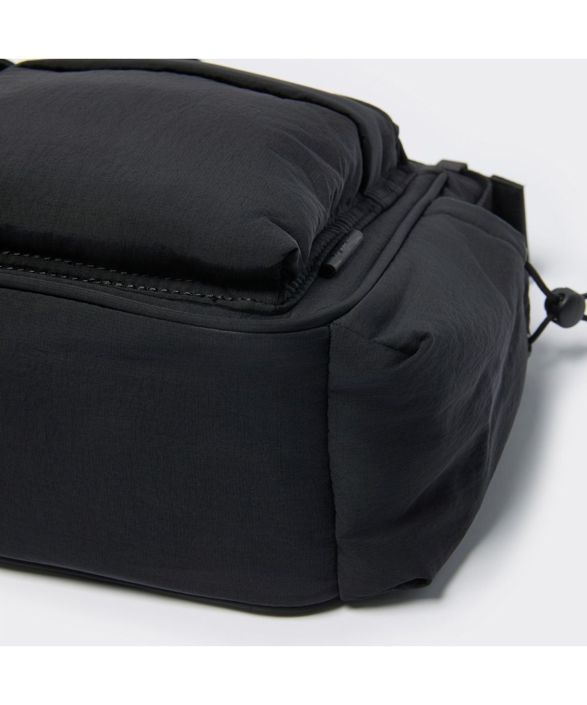 커스텀멜로우(CUSTOMELLOW) [Online Only] Black Nylon Cross Bag CRBAX26101BKX