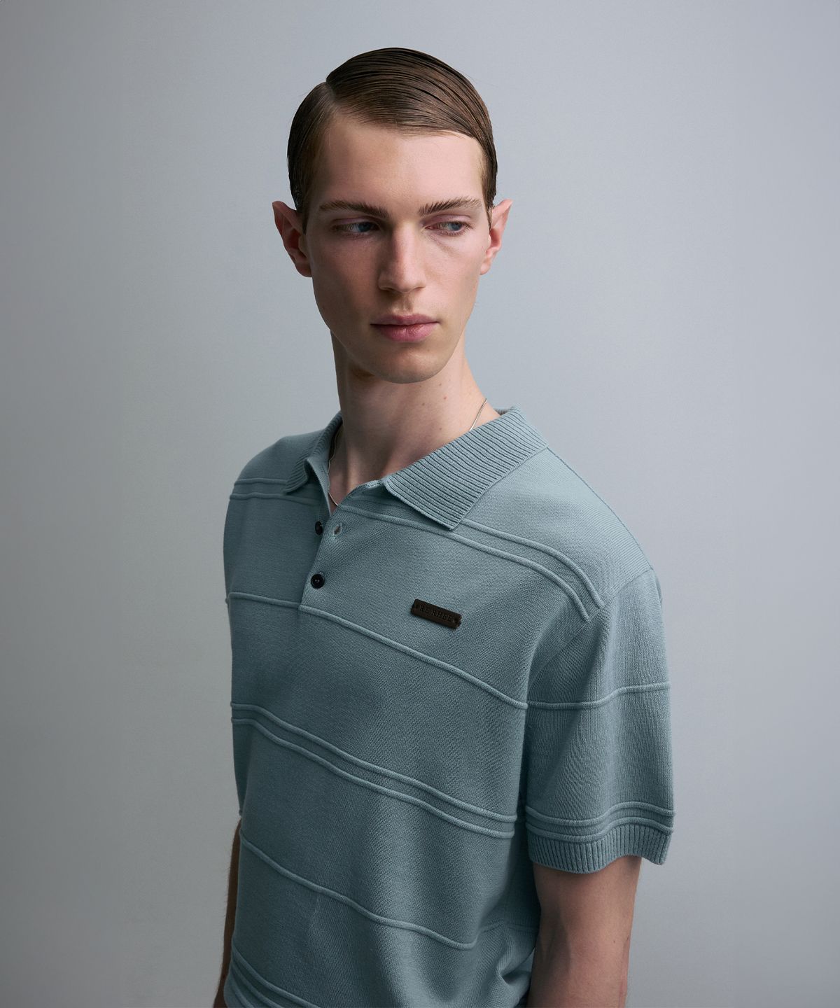 리이 맨(RERHEE MEN) RIBBED DETAIL KNIT POLO SHIRT CLOUD