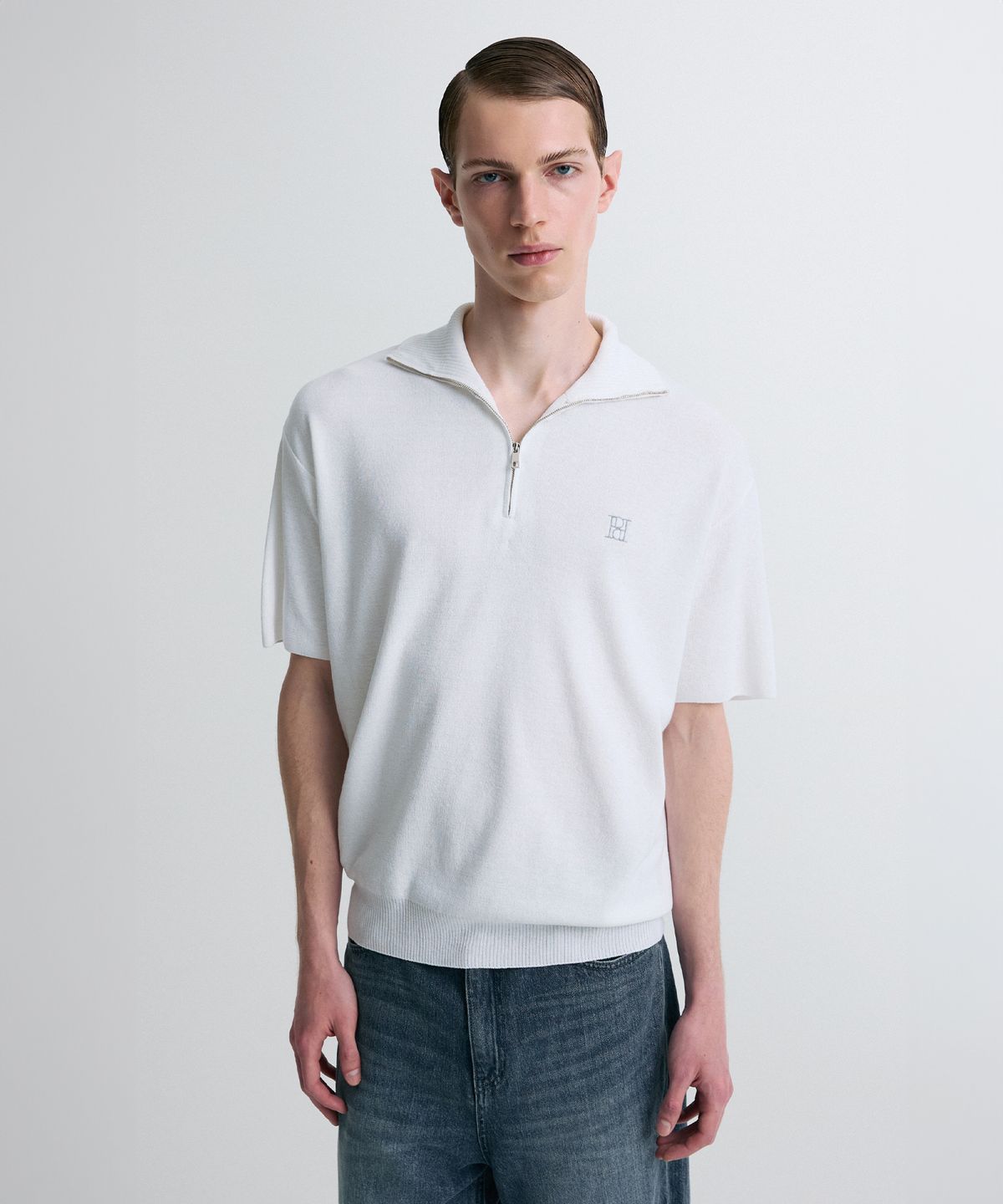 리이 맨(RERHEE MEN) QUARTER-ZIP KNIT POLO SHIRT WHITE