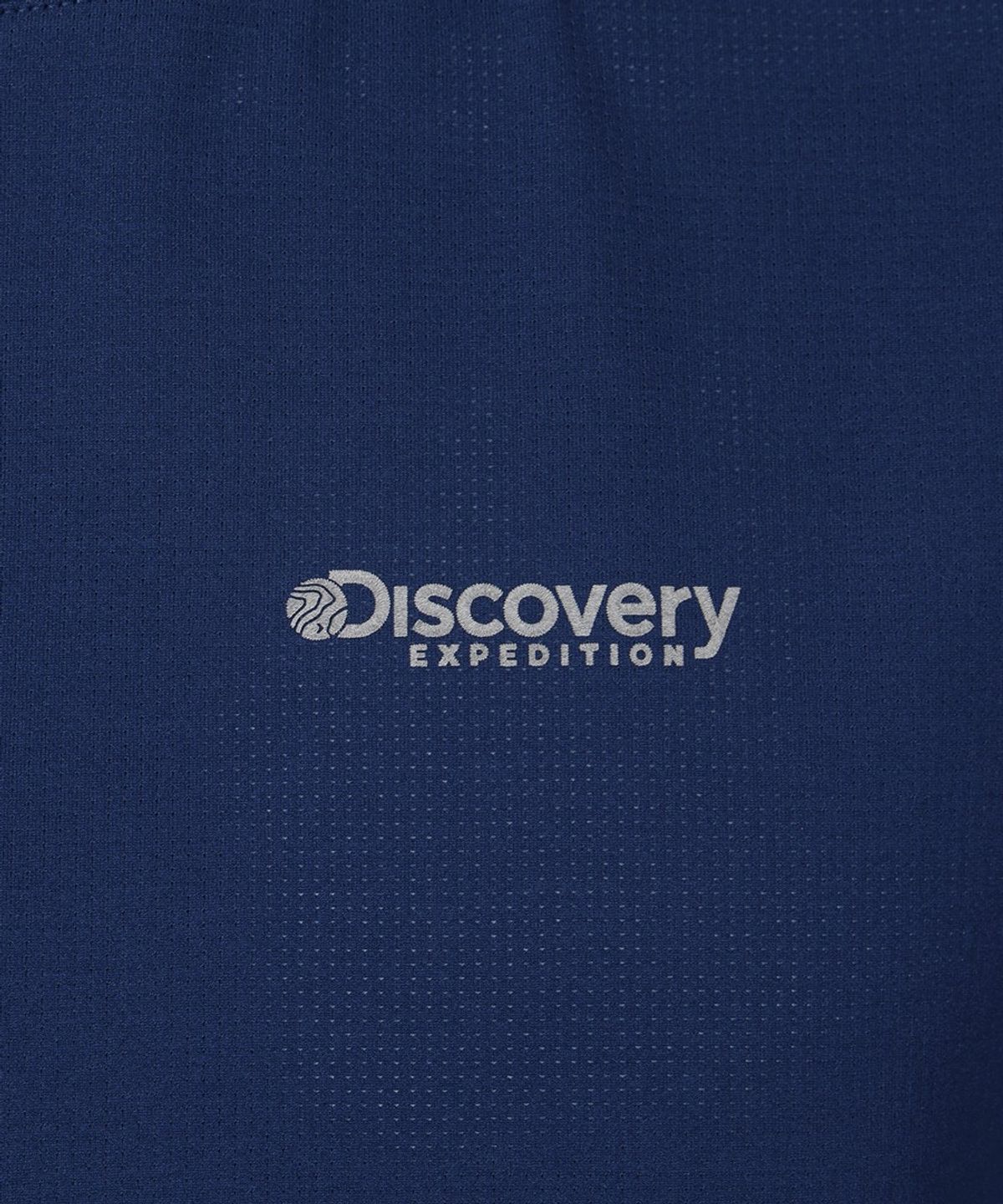 디스커버리 익스페디션(DISCOVERY EXPEDITION) 핫썸머 남성 백그래픽 슬리브리스 워터티셔츠 (INDIGO)