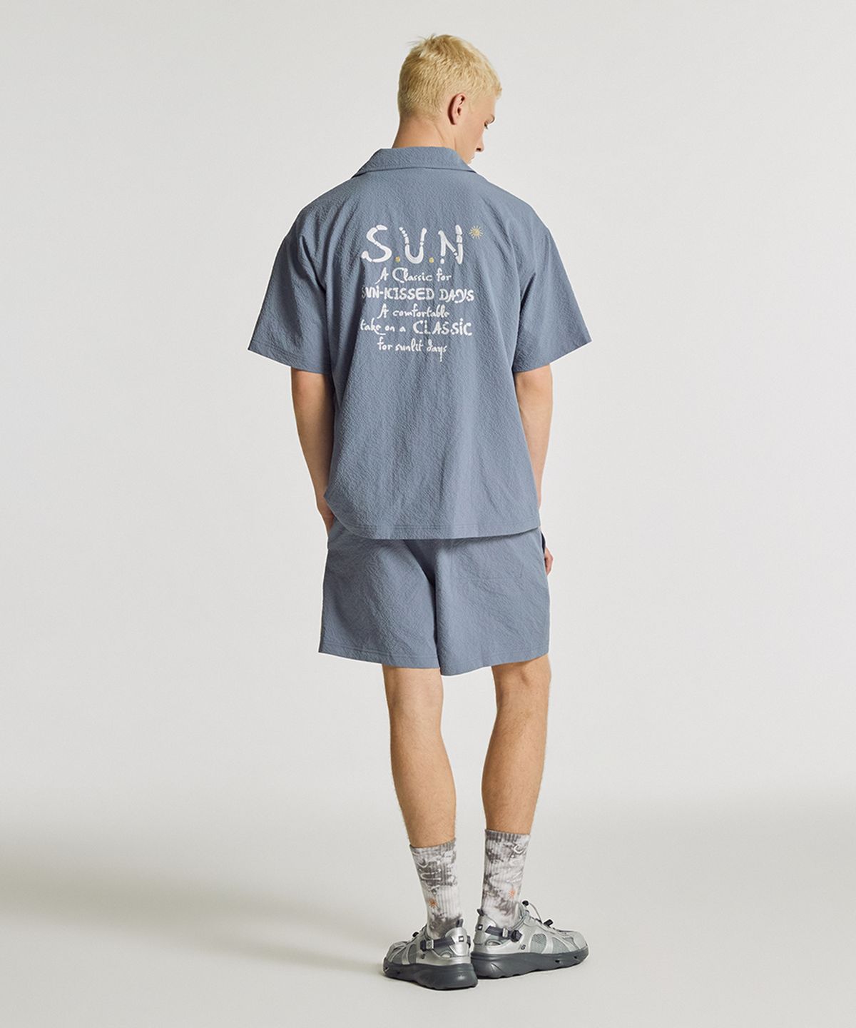 뉴발란스(NEW BALANCE) NBNAGCA013 / UNI 선 키스드 반팔셔츠 (INDIGO)