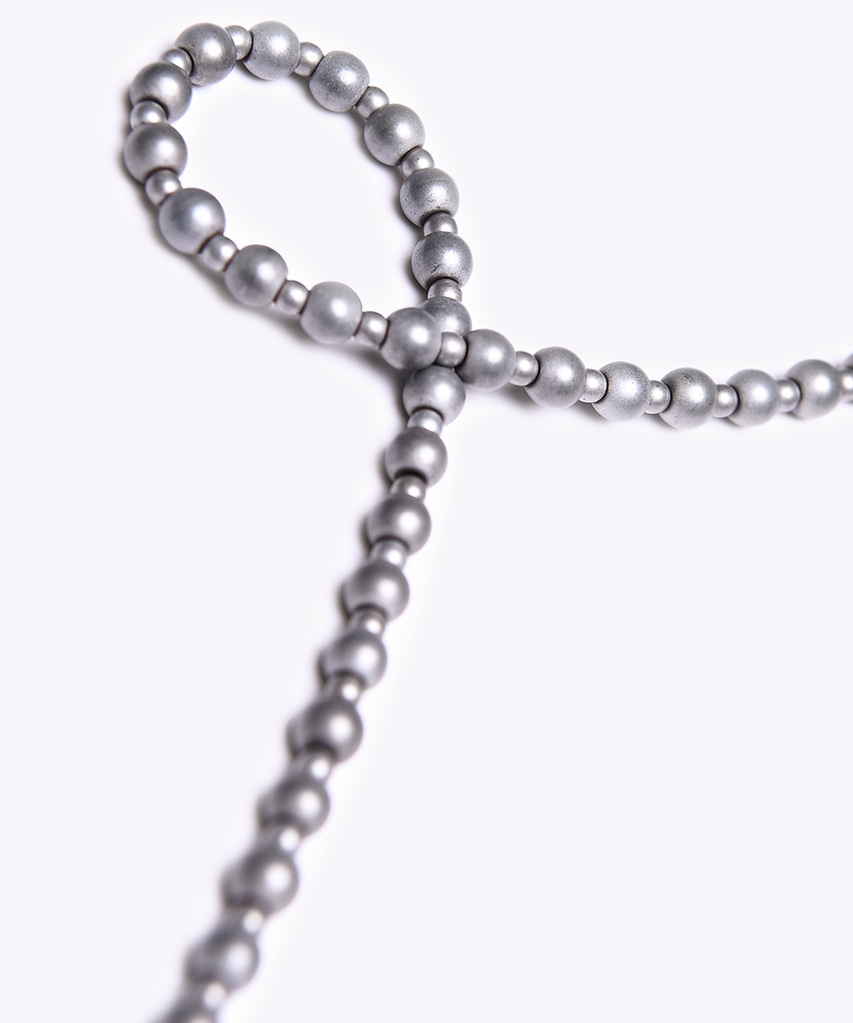 퀘스트앤게스트(QUEST&GUEST) Beaded Chain (Hematite Plating)