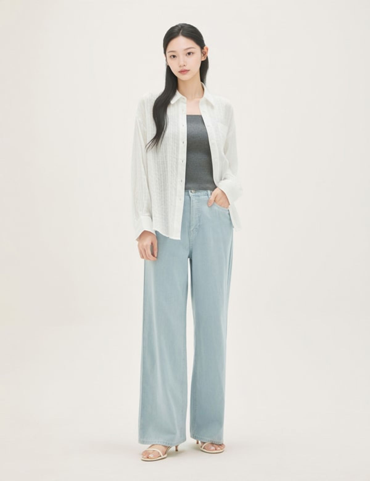 로엠(ROEM) 스트라이프 와이드 데님 팬츠 RMTJG26G13