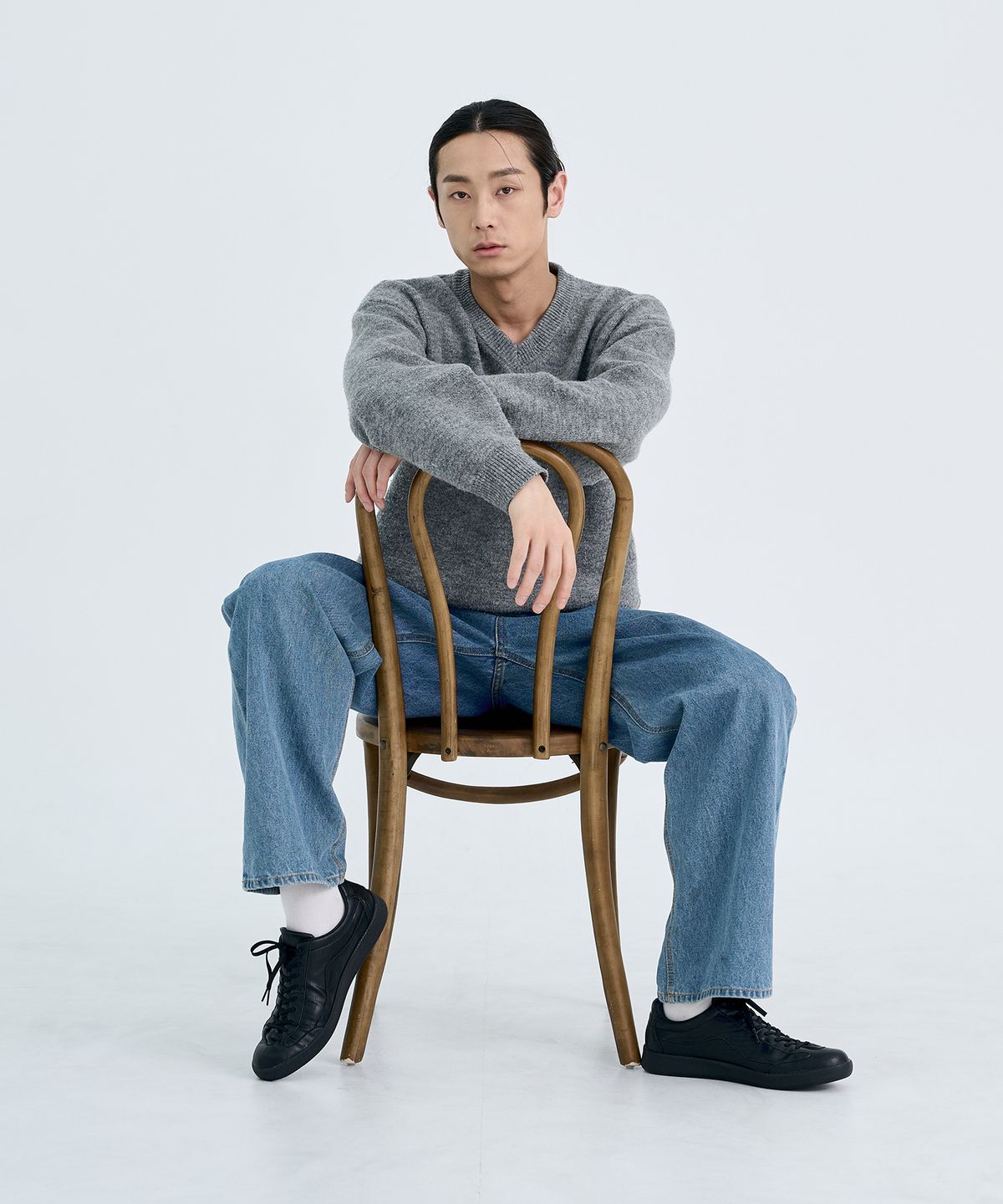 오키플레이스(OKEYPLACE) 올블랙 빈티지 레더 주름 독일군 스니커즈(OKPL-30SN103)