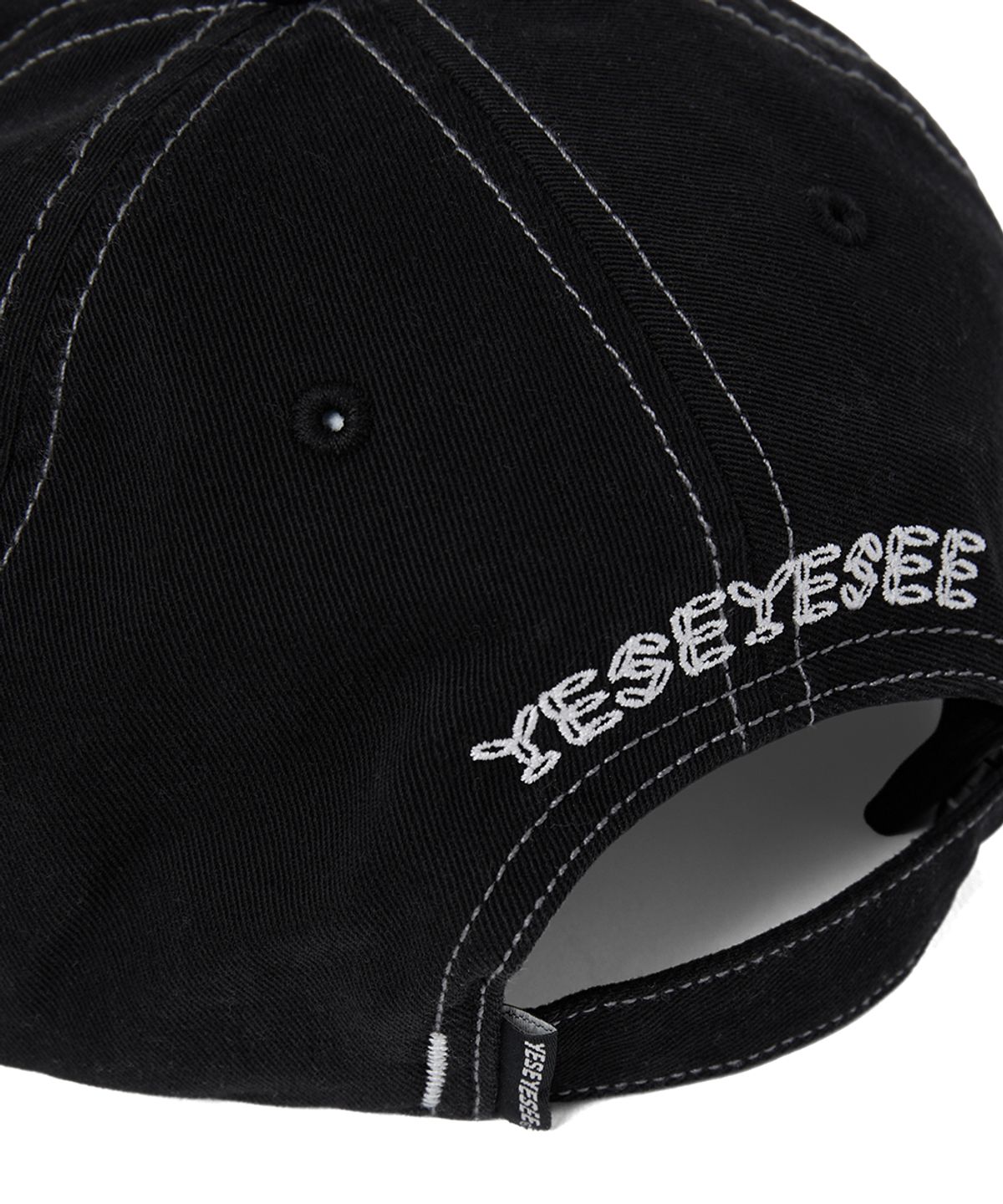 예스아이씨(YESEYESEE) C-Logo Cap Black