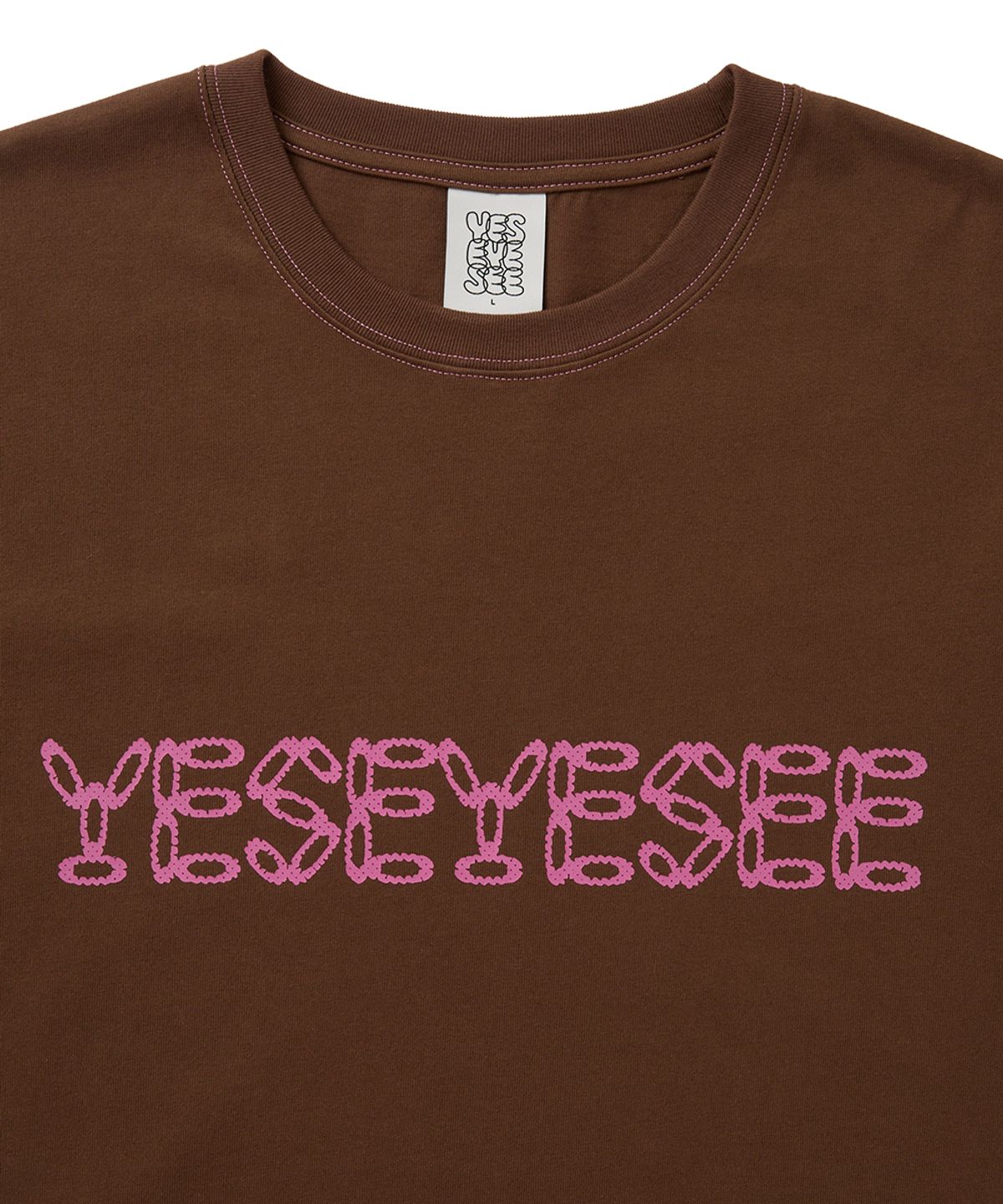 예스아이씨(YESEYESEE) Contrast Stitch Chain Logo Tee Brown