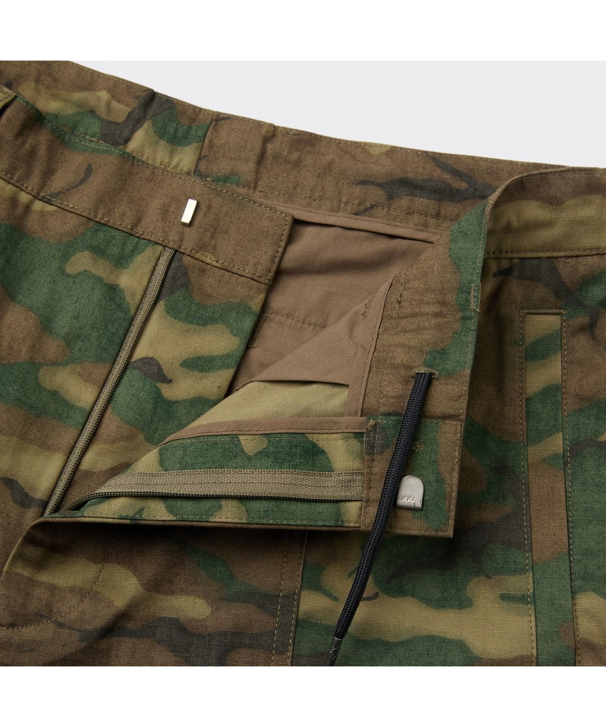 커스텀멜로우(CUSTOMELLOW) Green Camouflage BDU Shorts CWPAM26364GRX