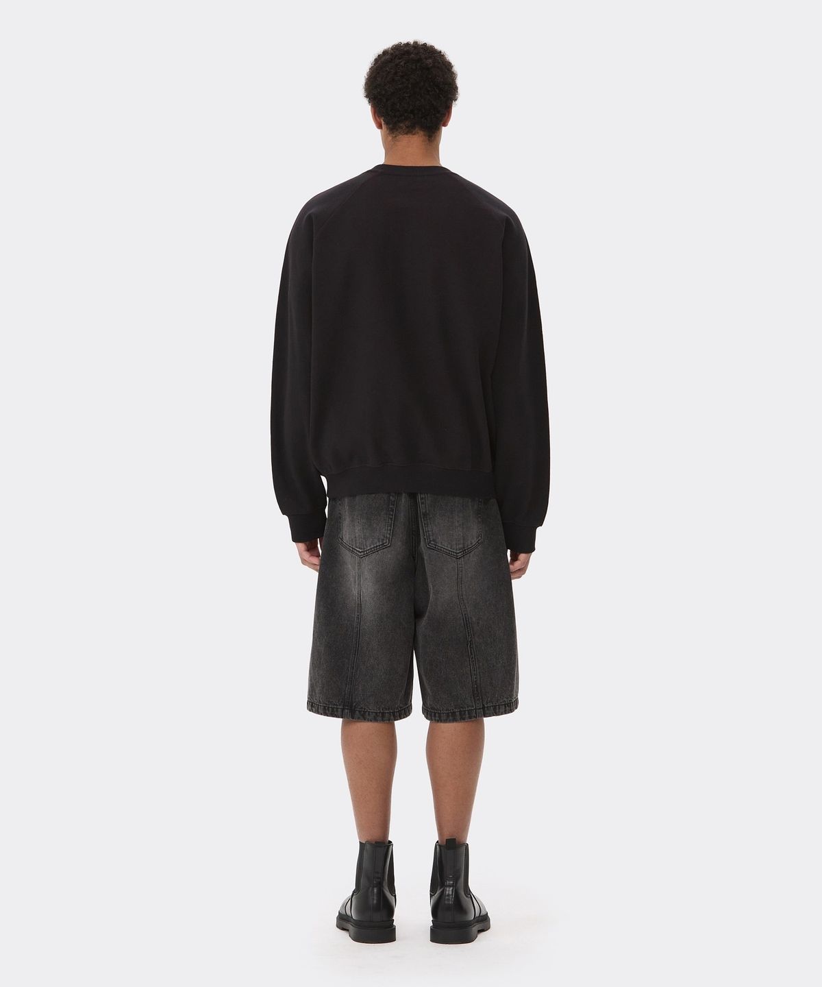 커스텀멜로우(CUSTOMELLOW) Black Denim Bermuda Shorts CWPAM26371BKX