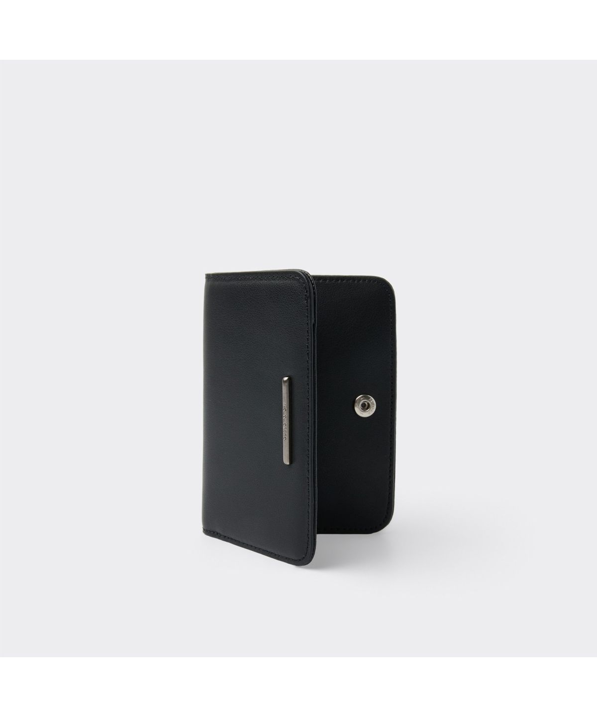 커스텀멜로우(CUSTOMELLOW) Black Leather Folded Wallet CAAAX26301BKX