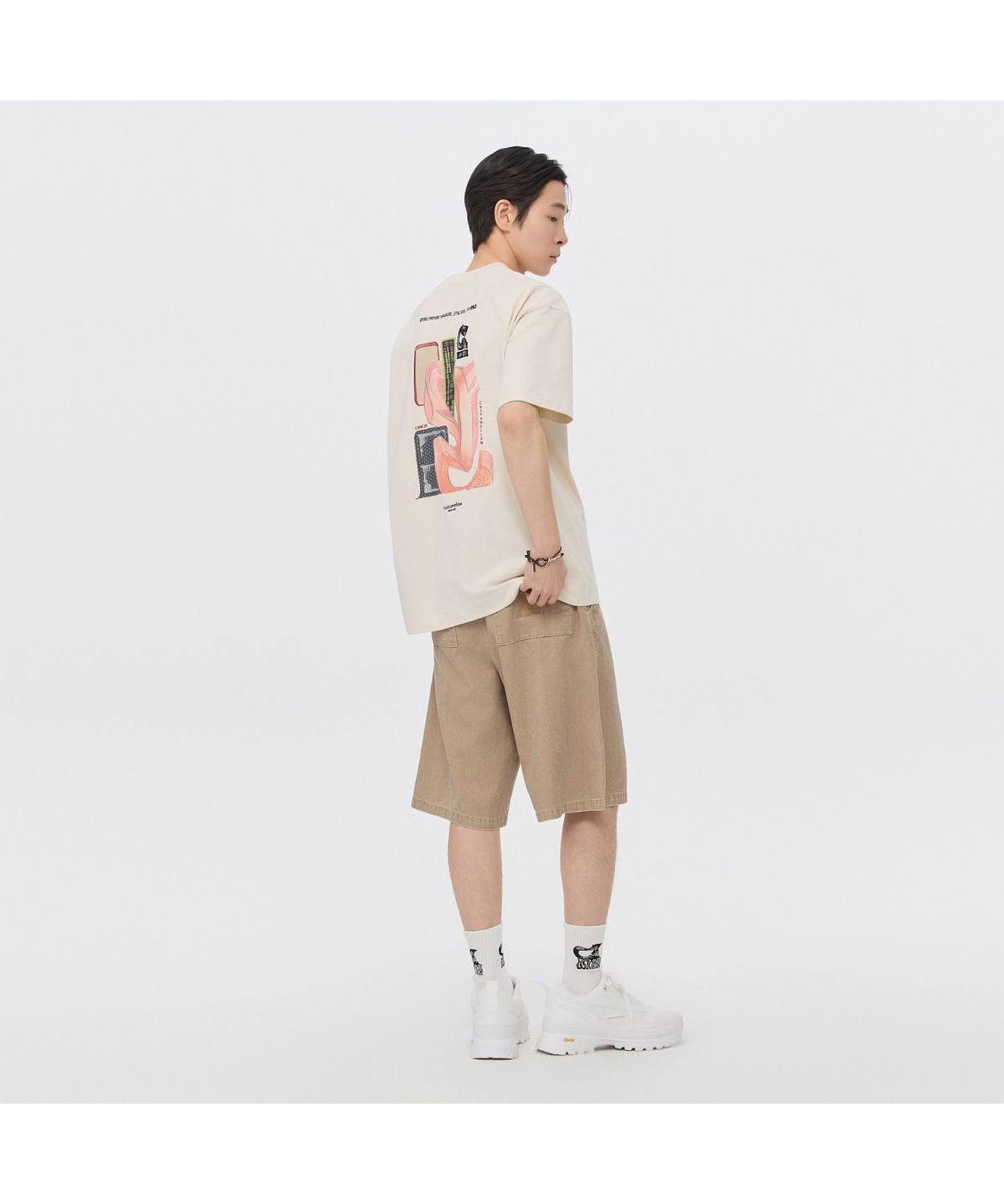 커스텀멜로우(CUSTOMELLOW) [Vincent] White Graphic Socks CALAX26481WHX