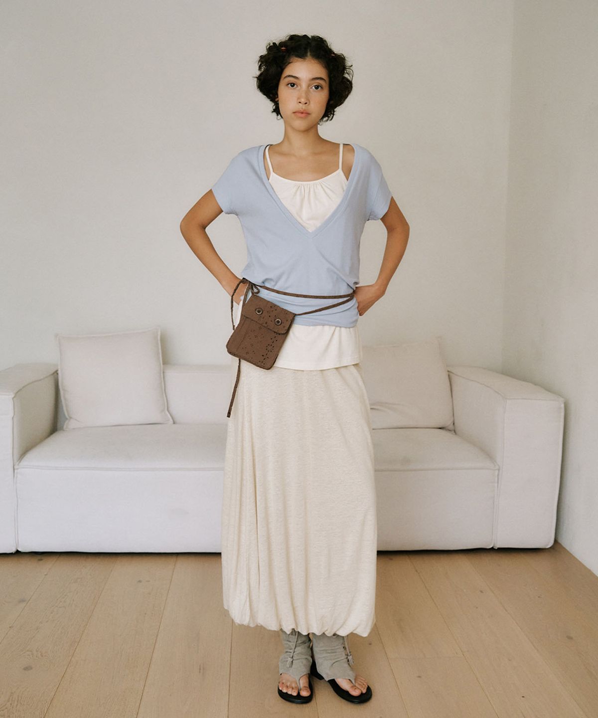 아우로(OURO) COTTON CROCHET MINI BAG [ BROWN ]