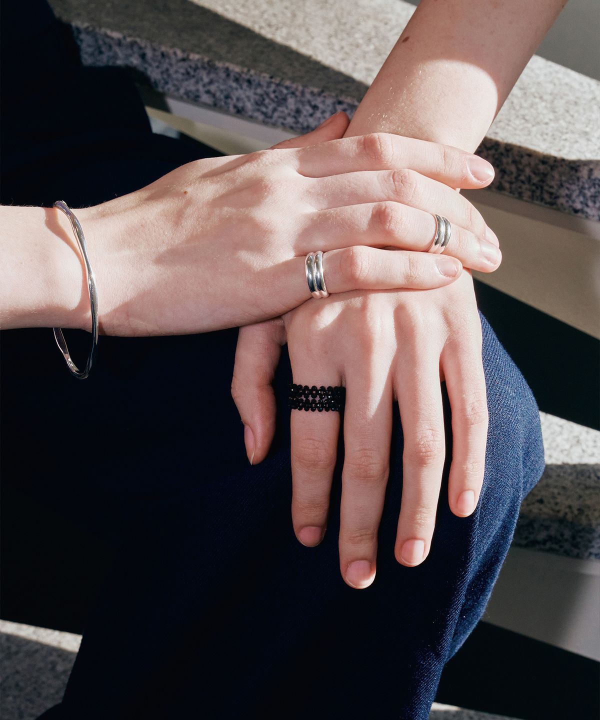 티오유(TOU) AT008 BLACK DOT RING