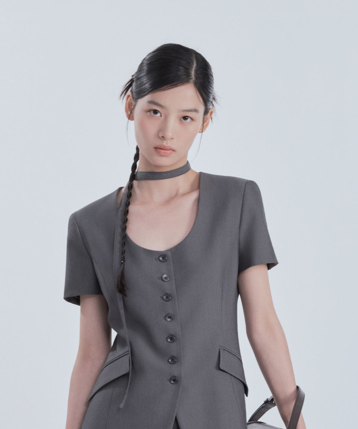 마우솔레움(MAU SOLEUM) Emma Round Neck Half-Sleeve Jacket - Grey