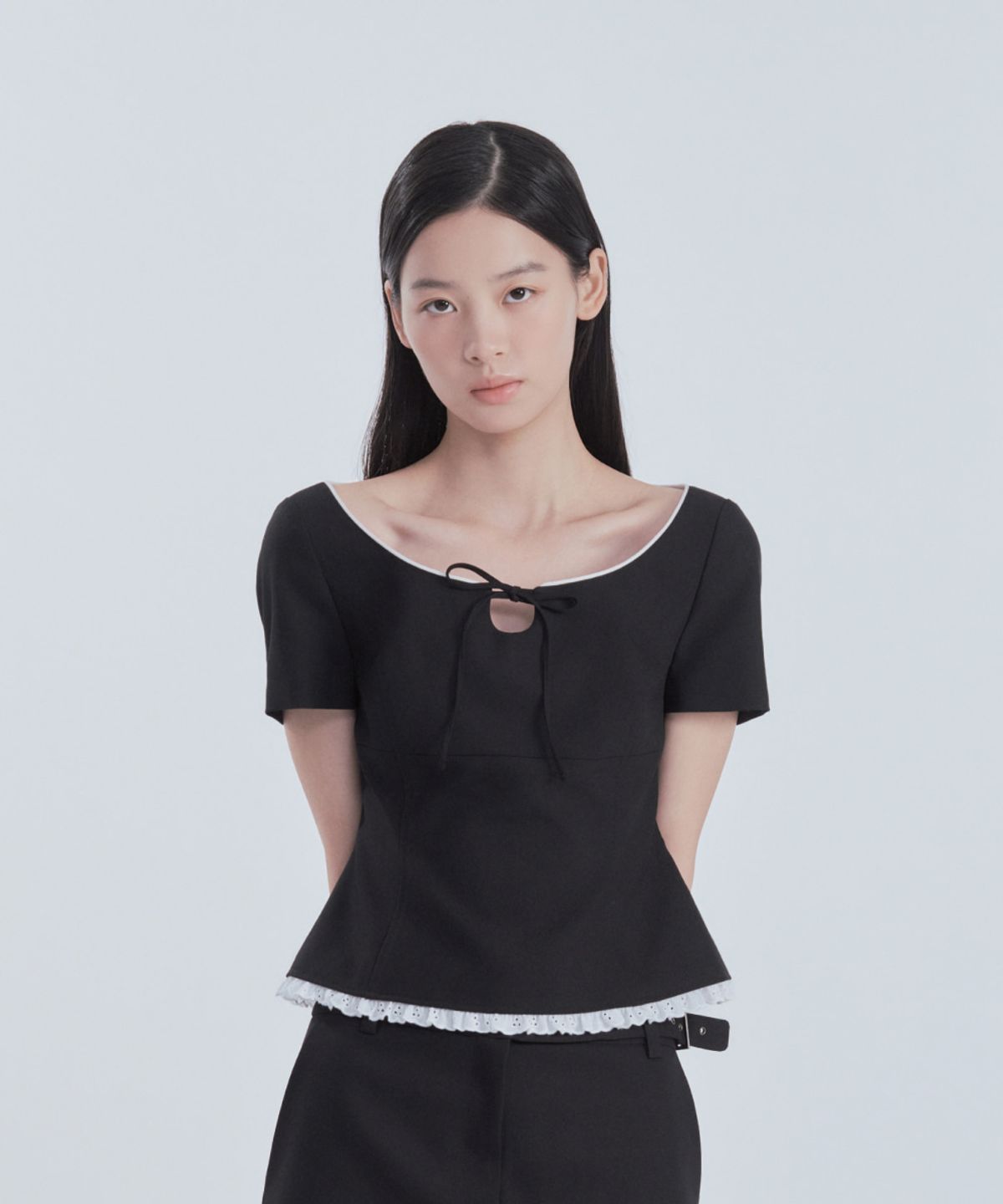 마우솔레움(MAU SOLEUM) Eileen Laced Suit Blouse Top - Black