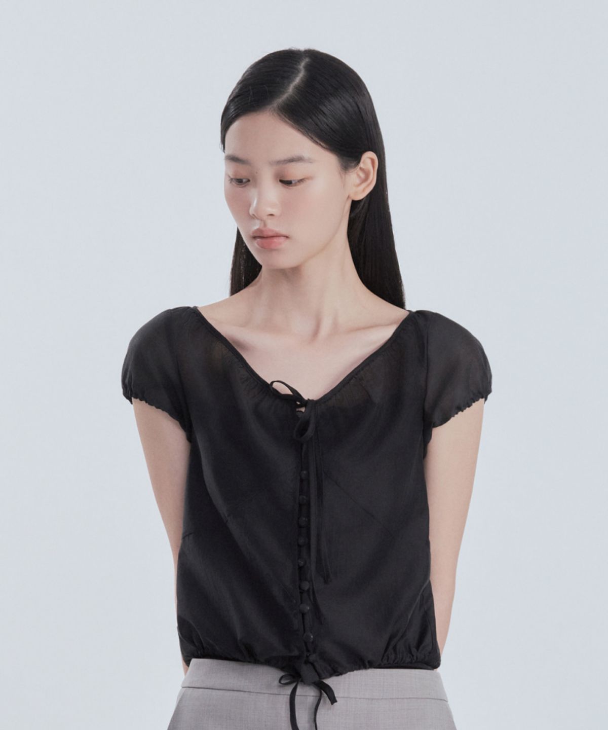 마우솔레움(MAU SOLEUM) Sheer Ribbon Tie Shirring Blouse - Black