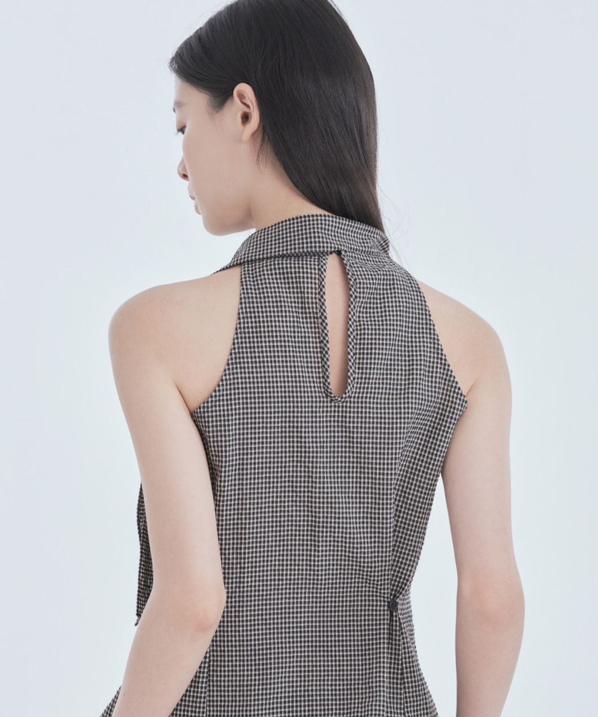 마우솔레움(MAU SOLEUM) Asymmetric Scarf Halter Neck Blouse - Black Check