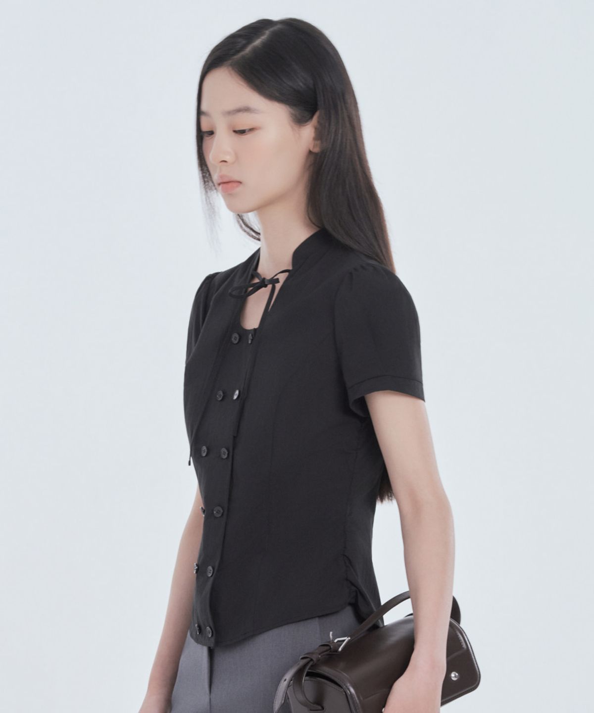 마우솔레움(MAU SOLEUM) String Tie Double Button Blouse - Black
