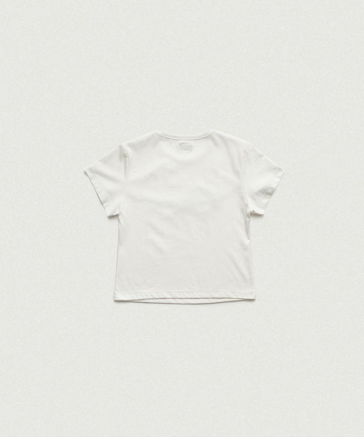 더바넷(THEBARNNET) Diana Chain Stitch Logo T-Shirt_White