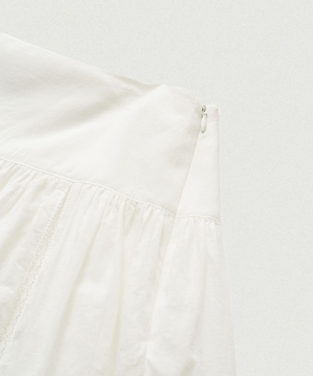 더바넷(THEBARNNET) Elin Lace Midi Skirt_Ivory