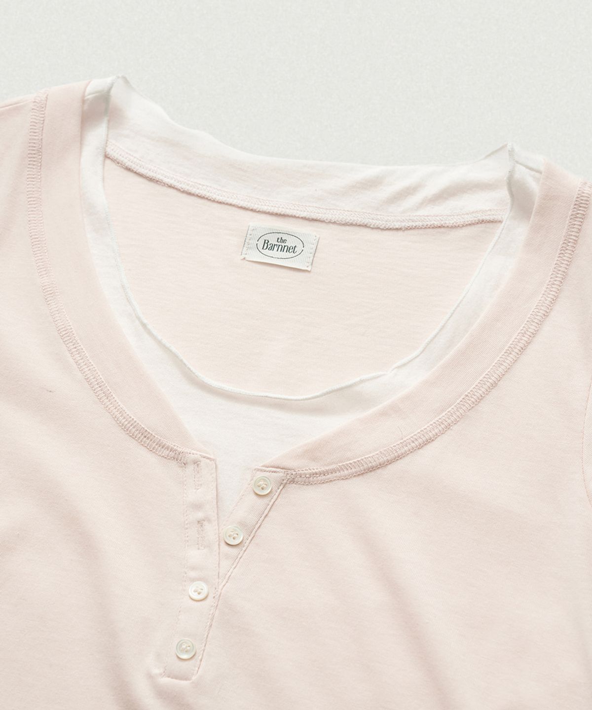 더바넷(THEBARNNET) Noah Slim Layered Tee_Peach