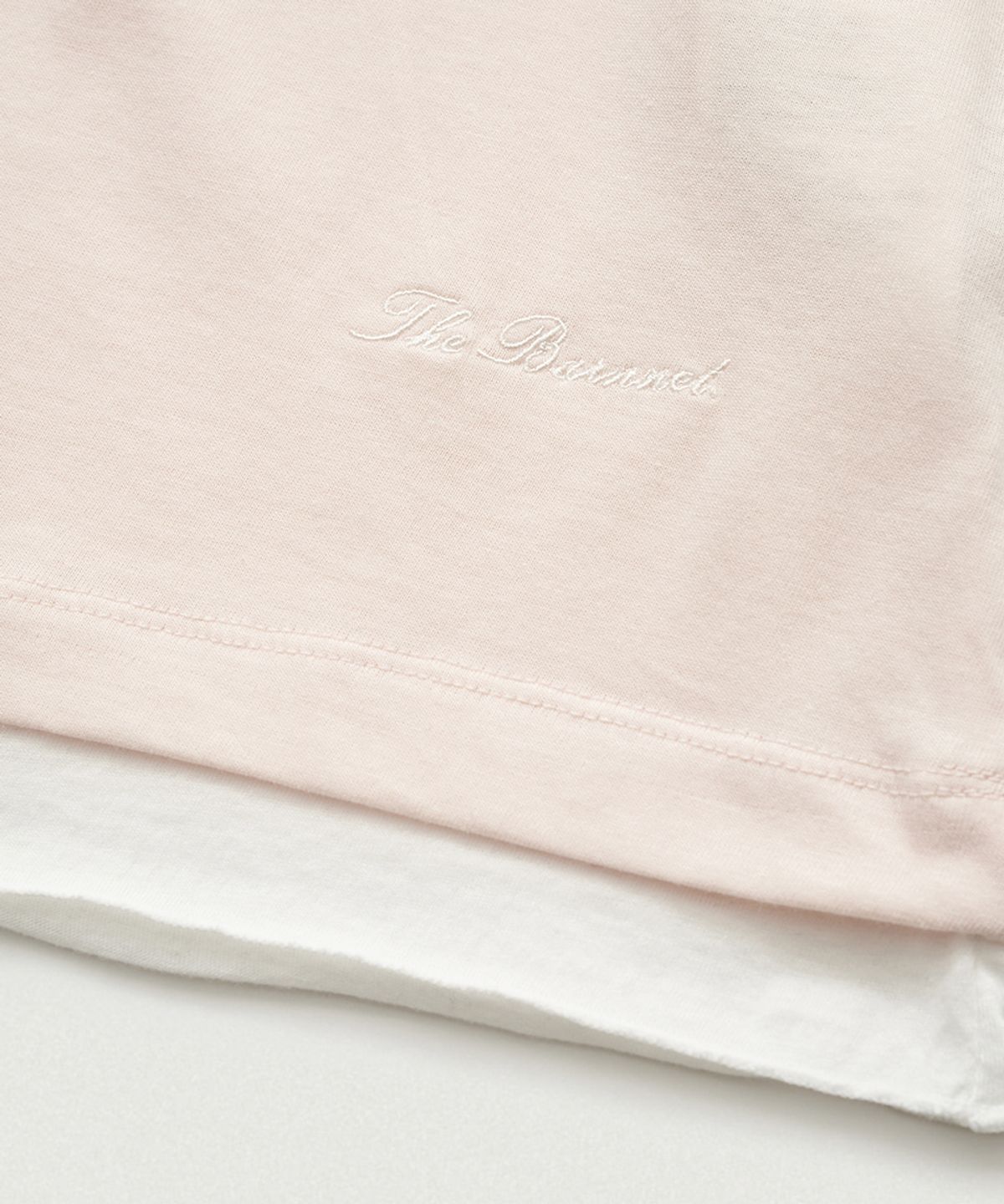 더바넷(THEBARNNET) Noah Slim Layered Tee_Peach
