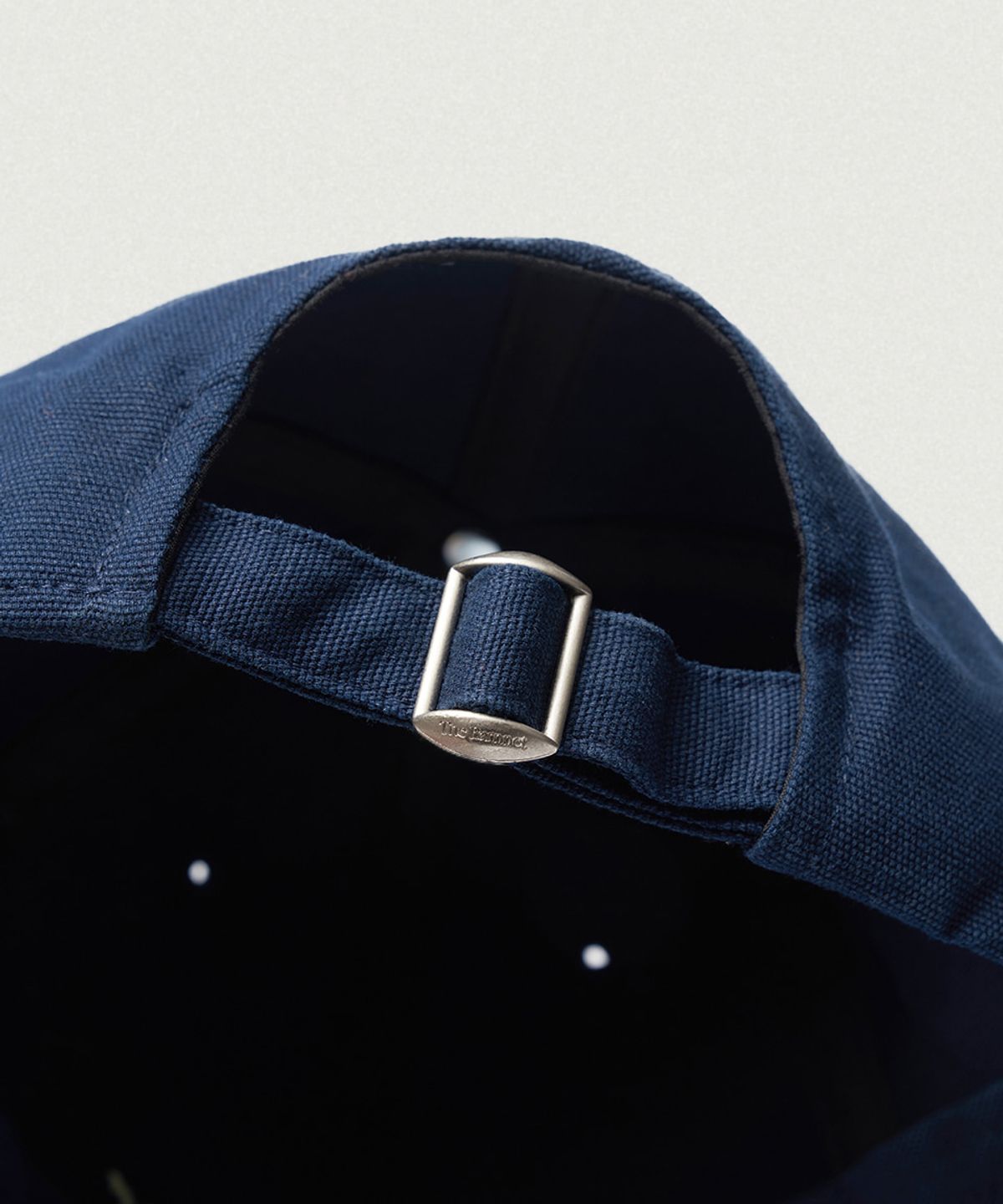 더바넷(THEBARNNET) Letter Logo Ball Cap_Navy