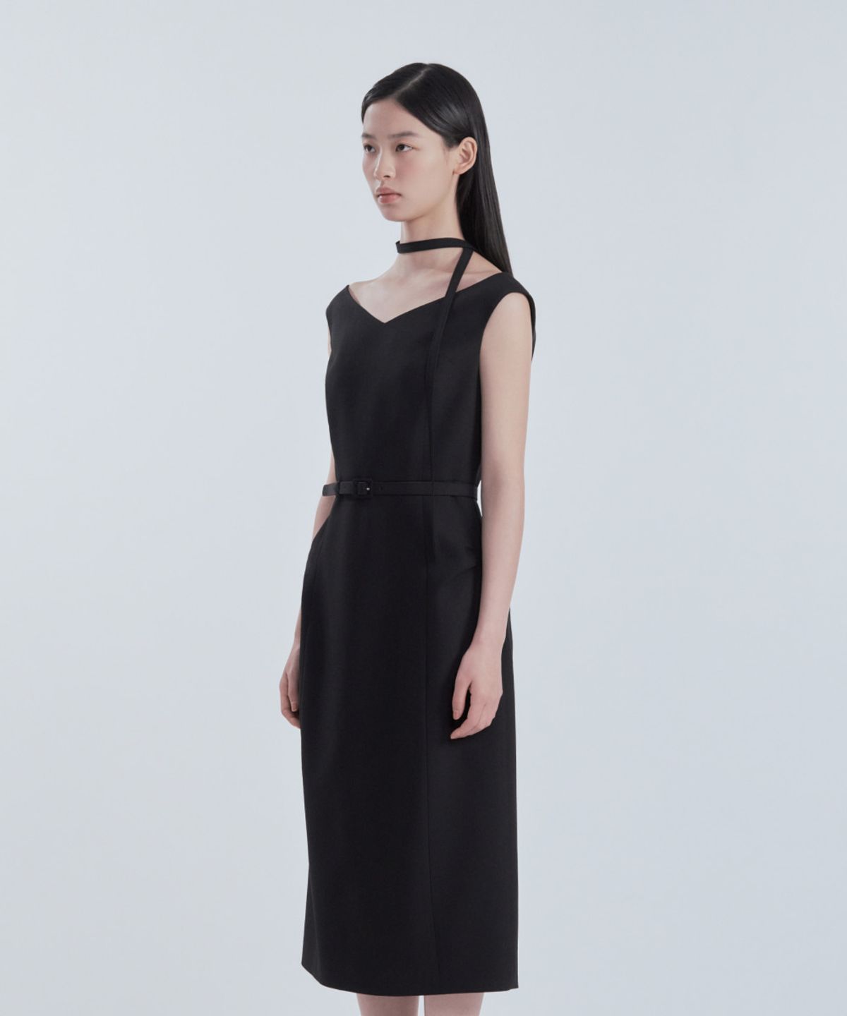 마우솔레움(MAU SOLEUM) Sienna Semi Off-Shoulder Maxi Dress - Black