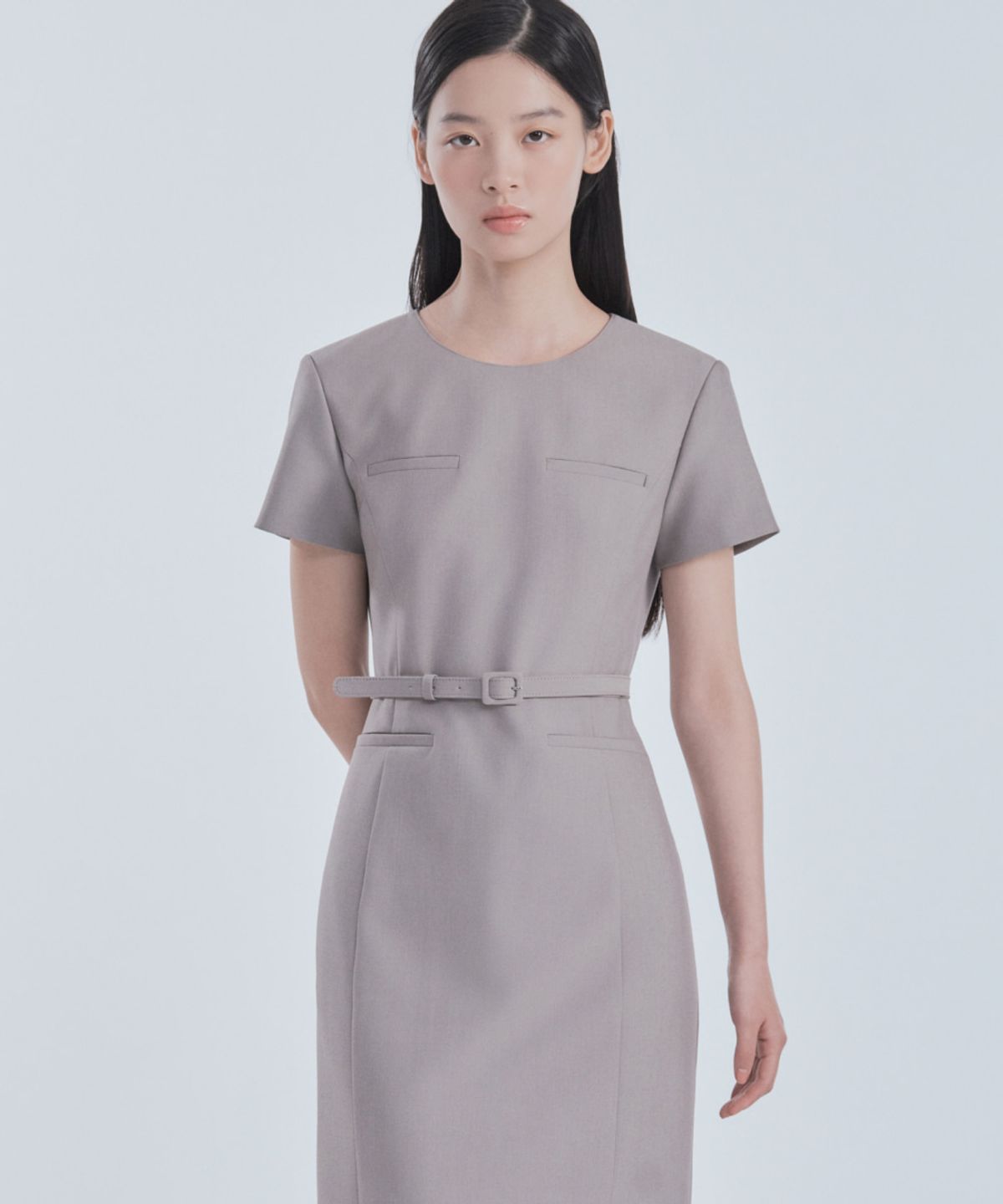 마우솔레움(MAU SOLEUM) Belted Round Neck Long Suit Dress - Ash Beige