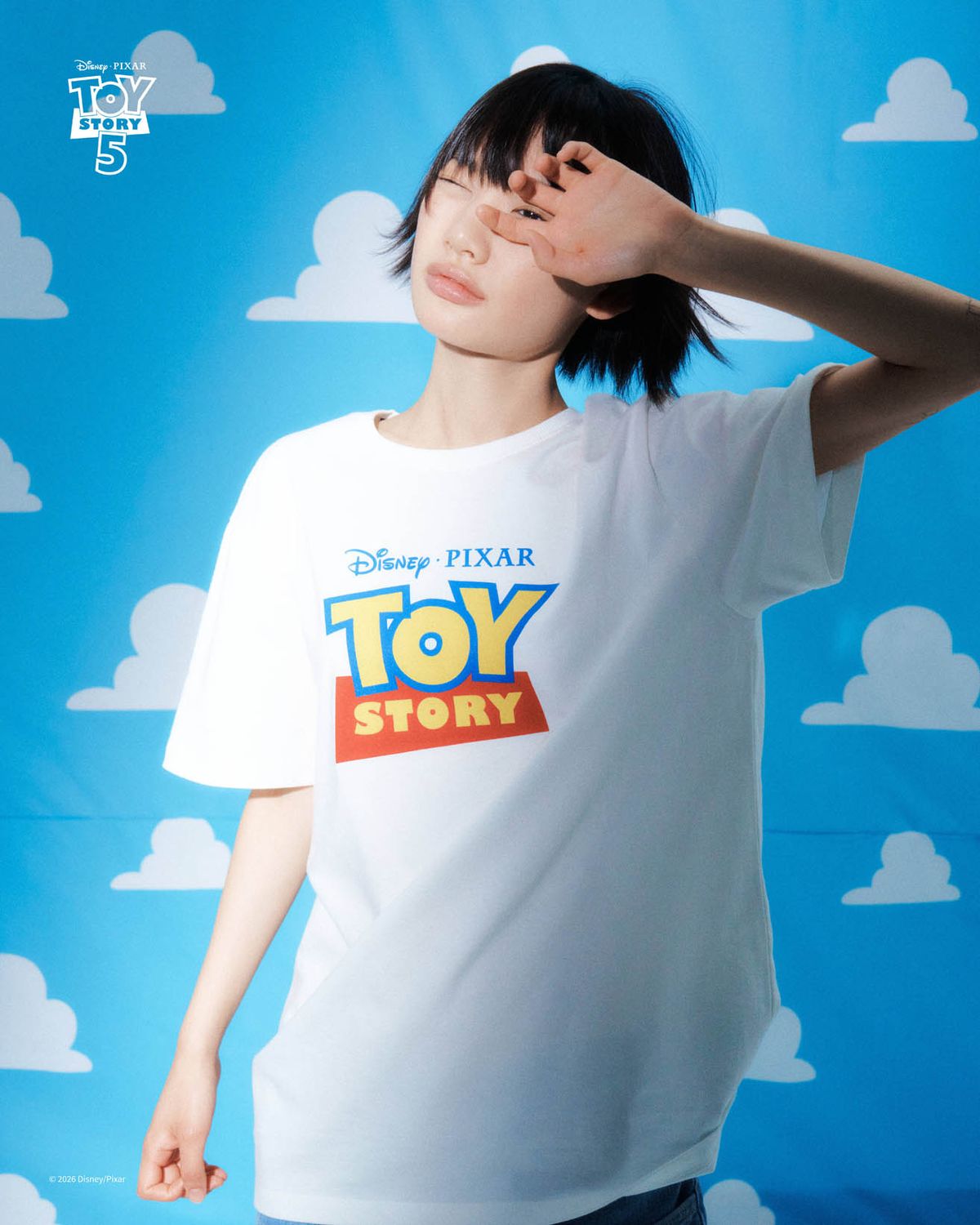 999휴머니티(999HUMANITY) TOY STORY HALF TEE (OFF WHITE)