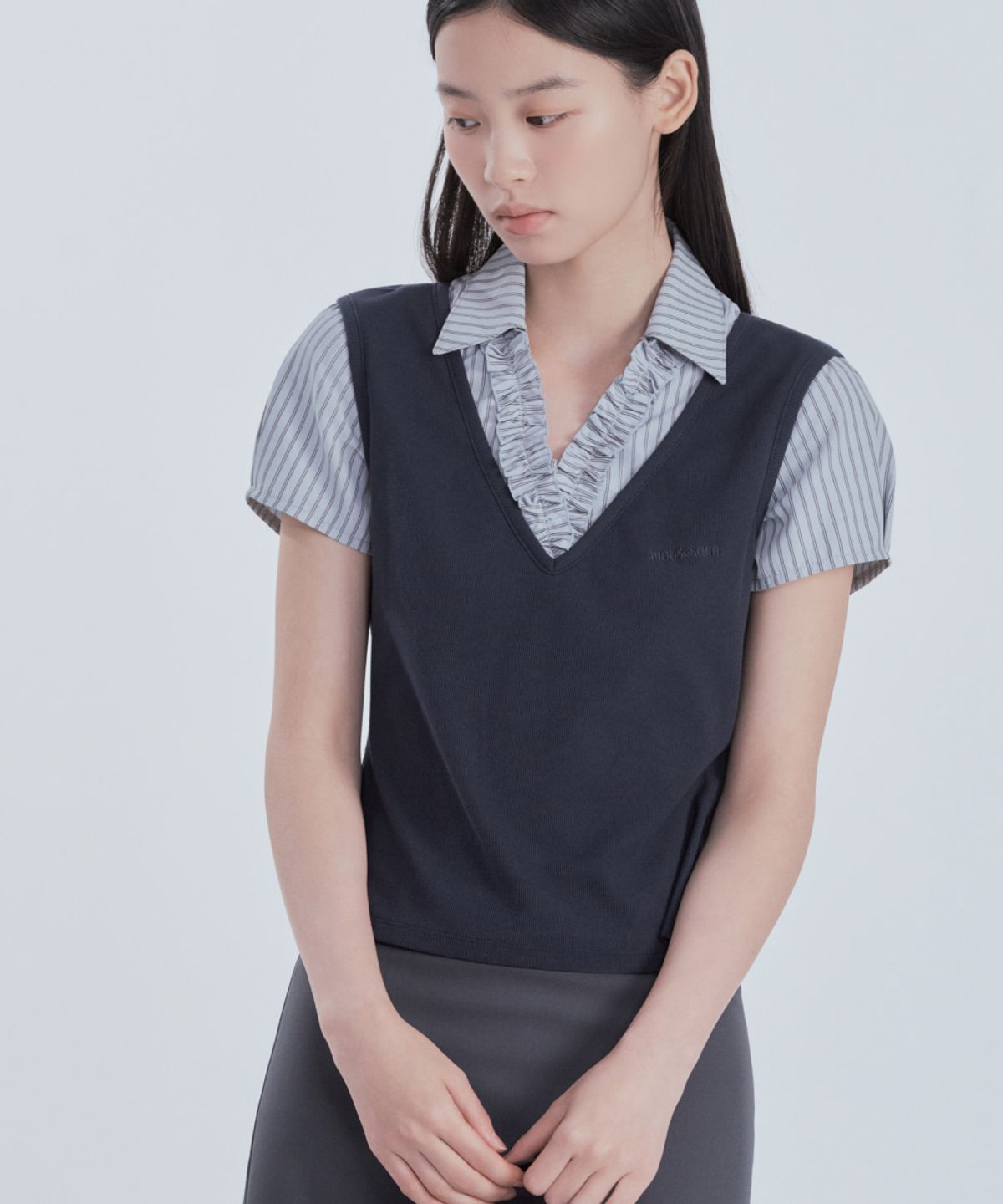 마우솔레움(MAU SOLEUM) Emma Layered Ruffle Blouse Top - Navy