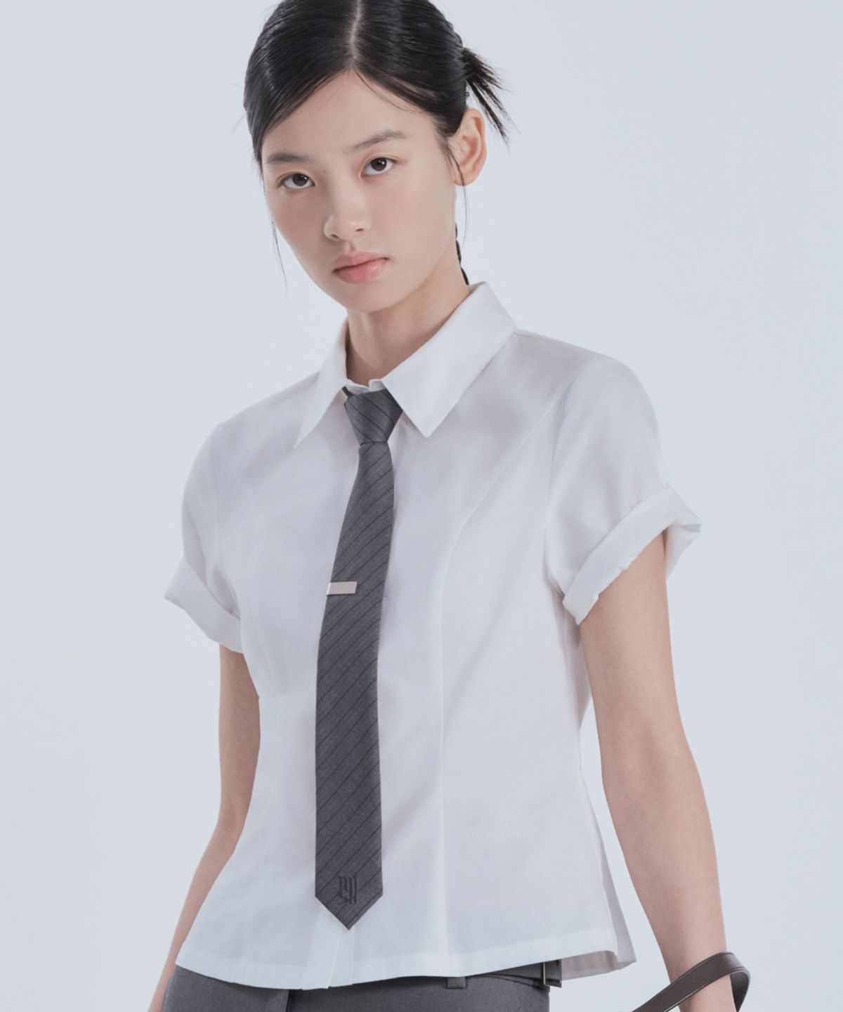 마우솔레움(MAU SOLEUM) Half-Sleeve Tailored Shirt - White