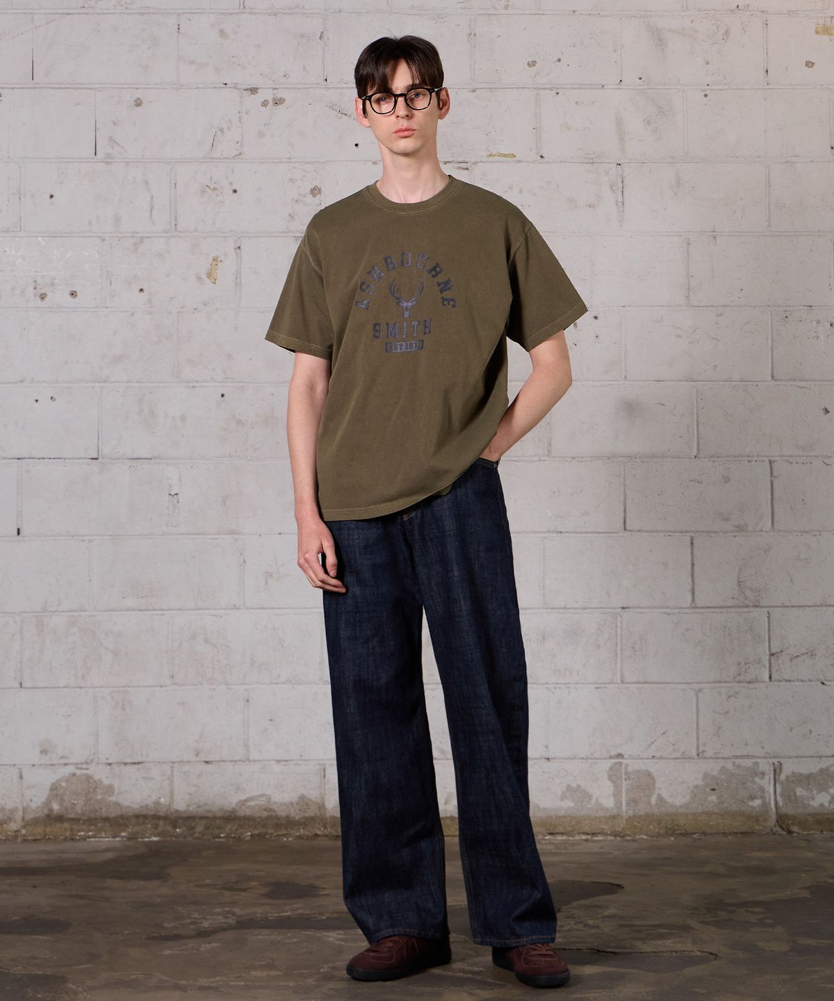 애쉬본&스미스(ASHBOURNE & SMITH) [MEN] DEERHEAD 피그먼트 반팔티 ASH1011_카키