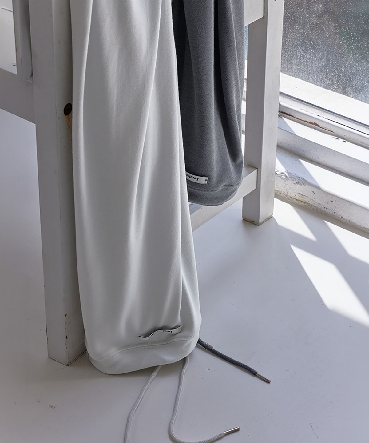 런던다다(LONDONDADA) Soft Jersey Maxi Skirt, CHARCOAL