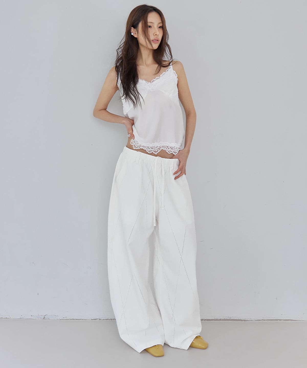 런던다다(LONDONDADA) Soft Cotton Punching Easy Pants, IVORY