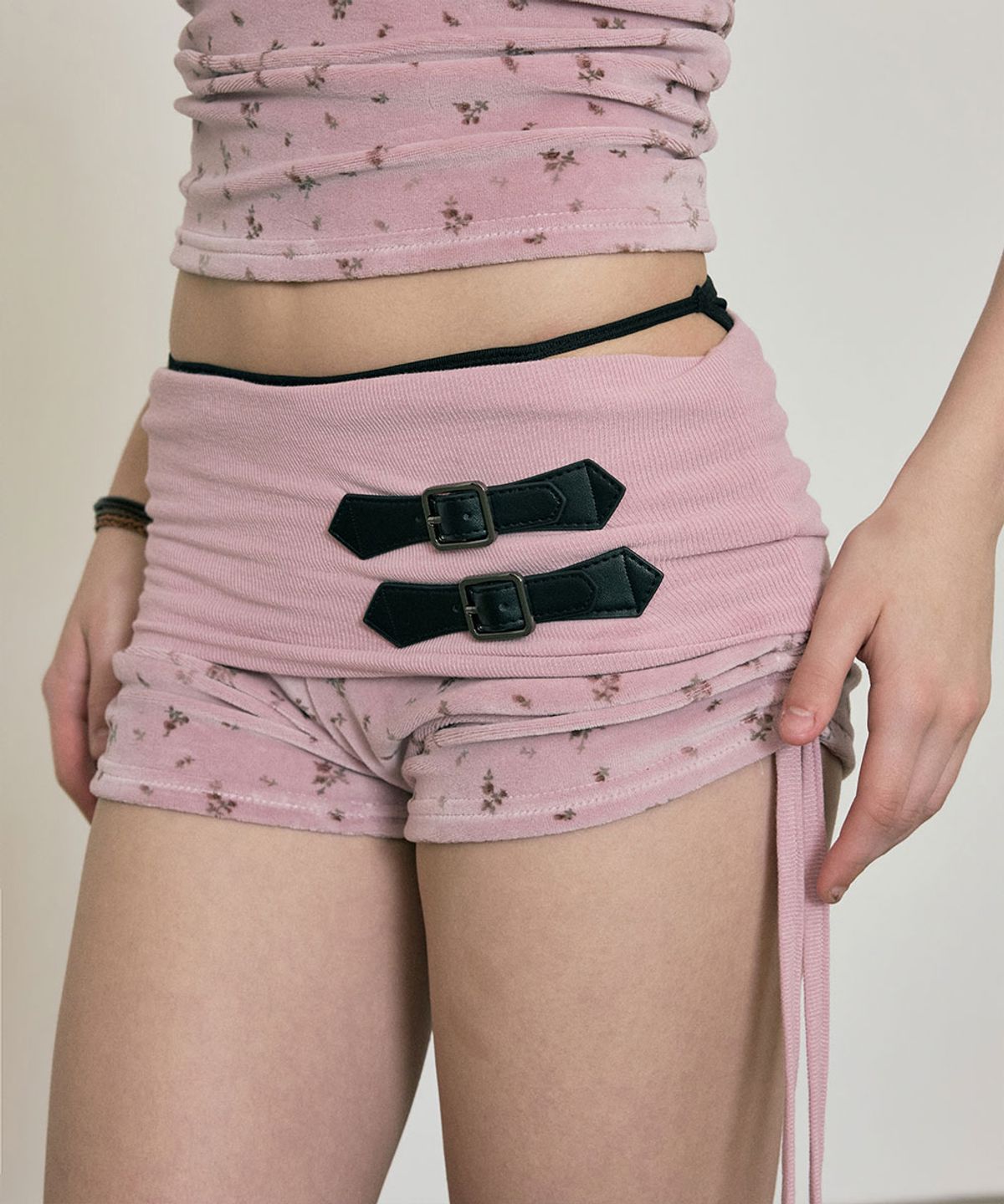 노 엑스트라 터치(NO EXTRA TOUCH) Velvet Halter Easy Setup (Pink) / 26SMSET002PI