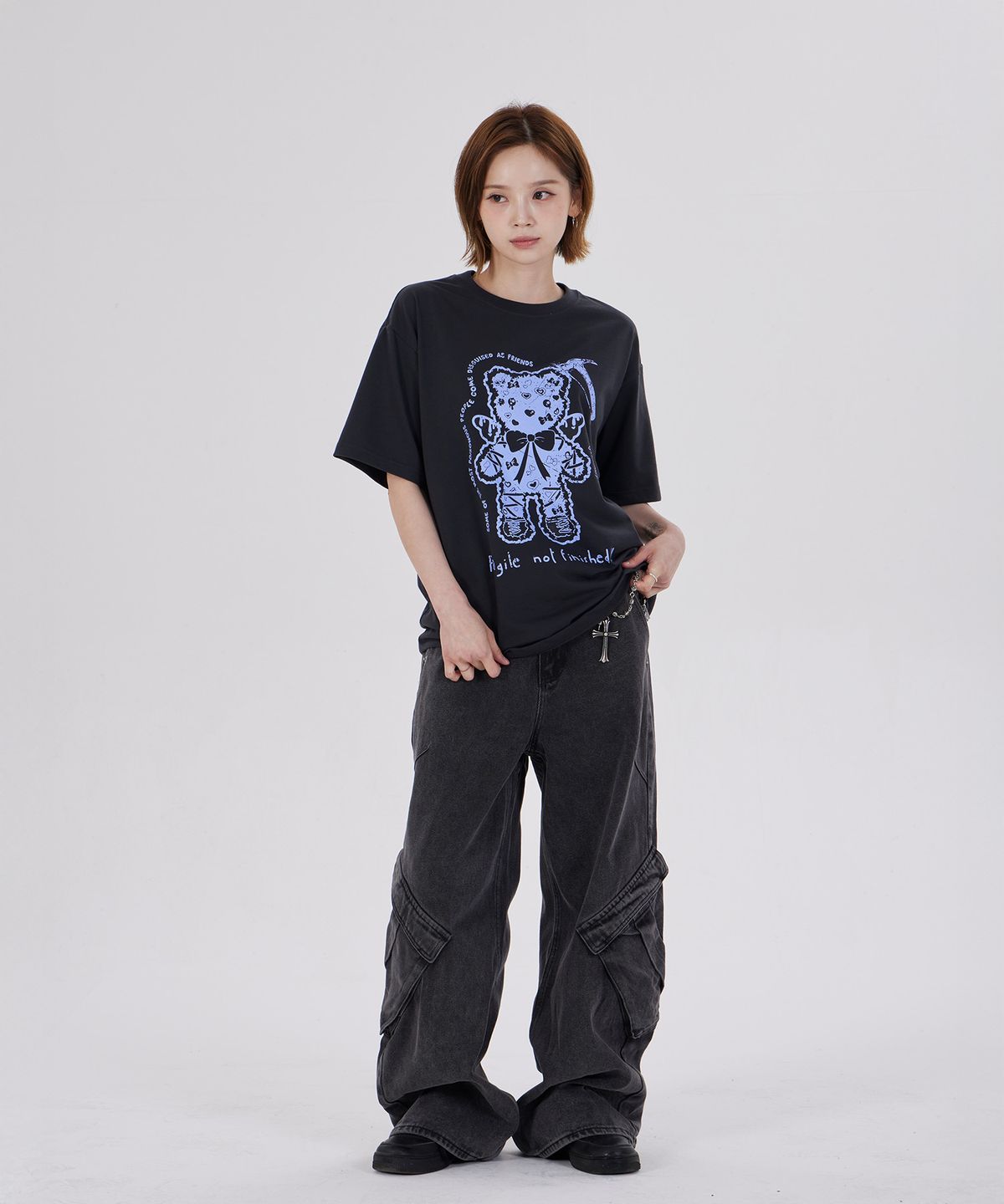 디스펑트(DYSFUNCT) ANGEL HAMMER BEAR T-SHIRT(CHARCOAL)