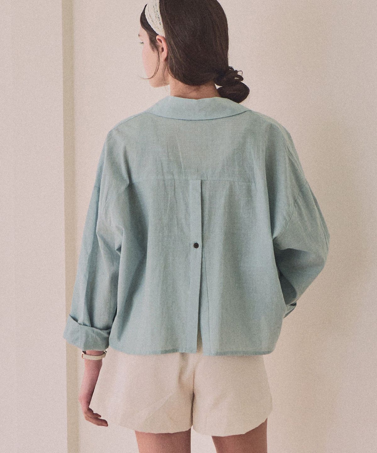 슬로우롤리(SLOWLOLLI) Volume sleeve crop shirt_4 Colors