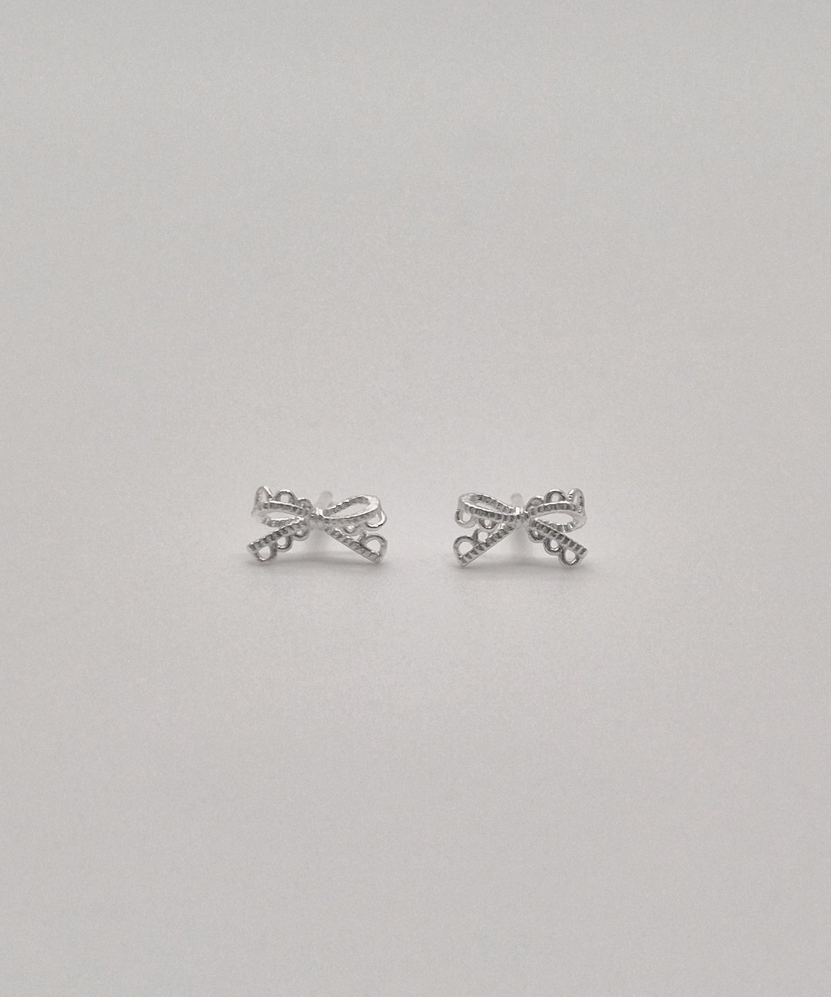 포에트리하우스(POETRYHAUS) PETIT LACE RIBBON EARRINGS