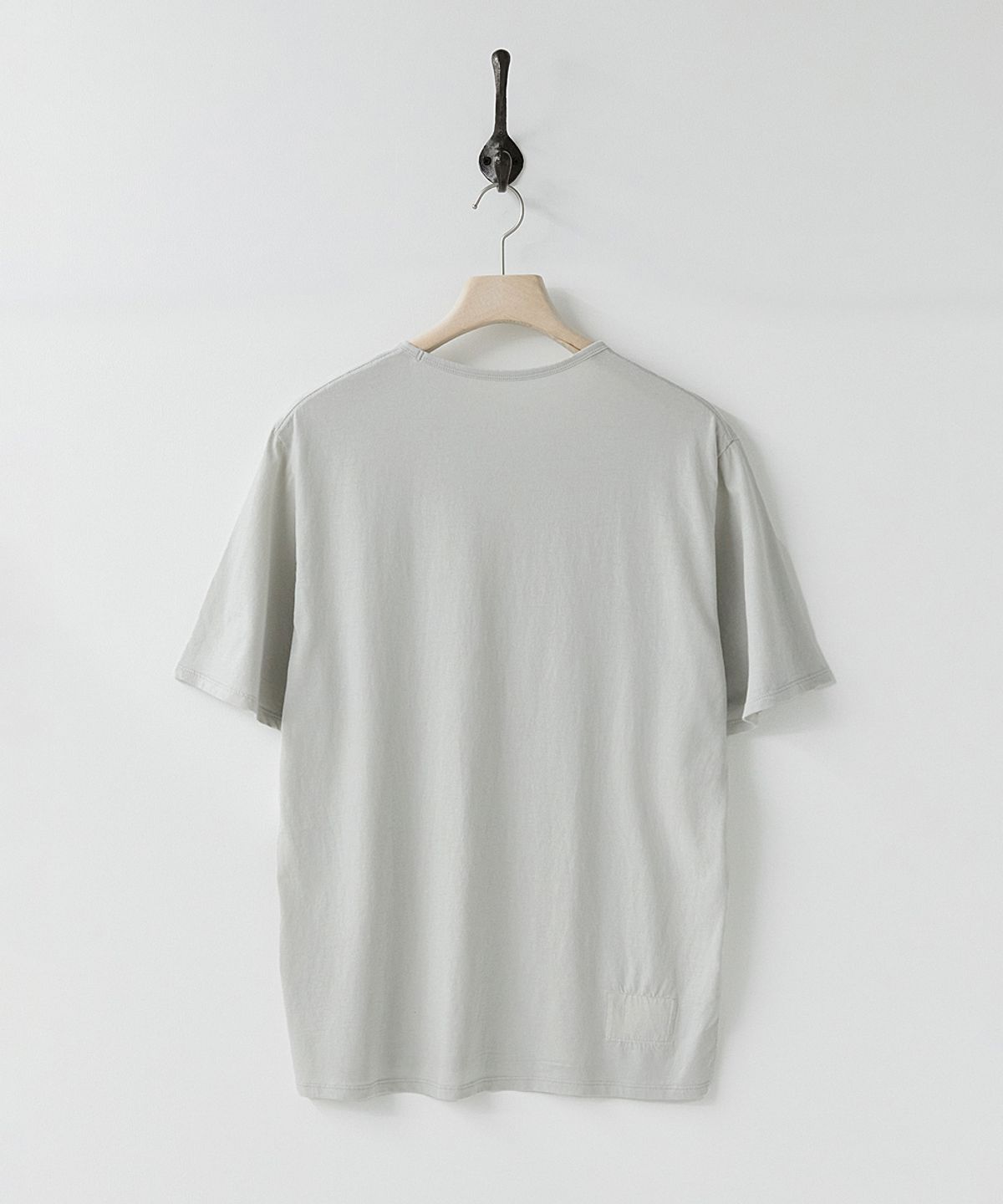 러프사이드(ROUGHSIDE) Scoop Neck T-Shirt Mist