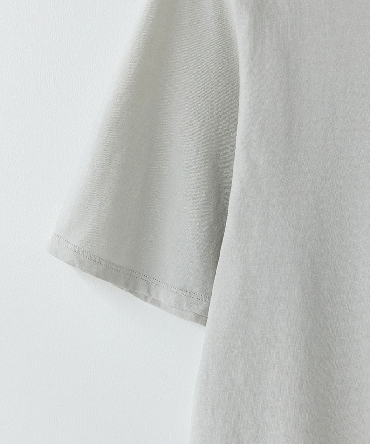 러프사이드(ROUGHSIDE) Scoop Neck T-Shirt Mist