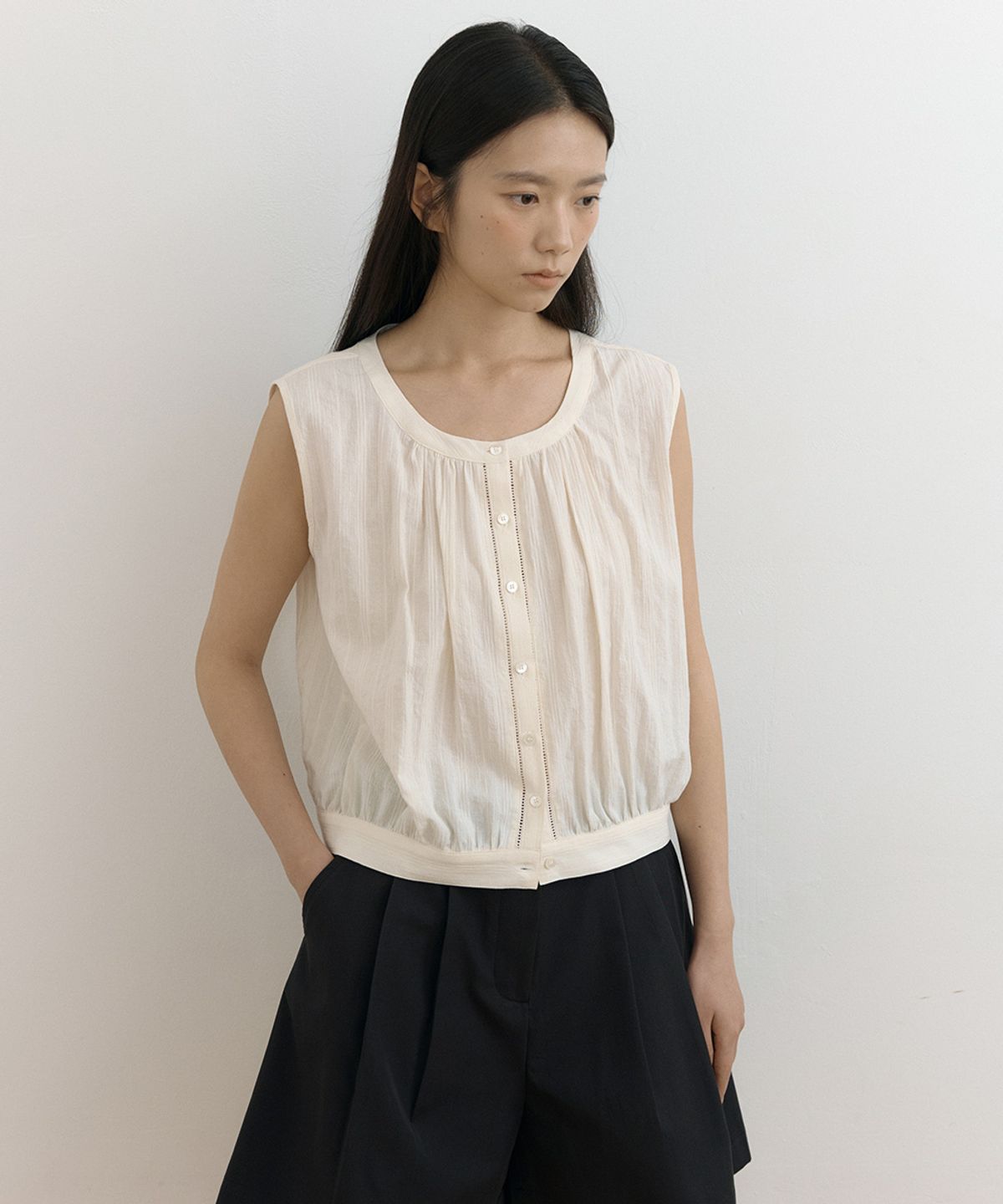 링서울(LINGSEOUL) jacquard sleeveless blouse-cream