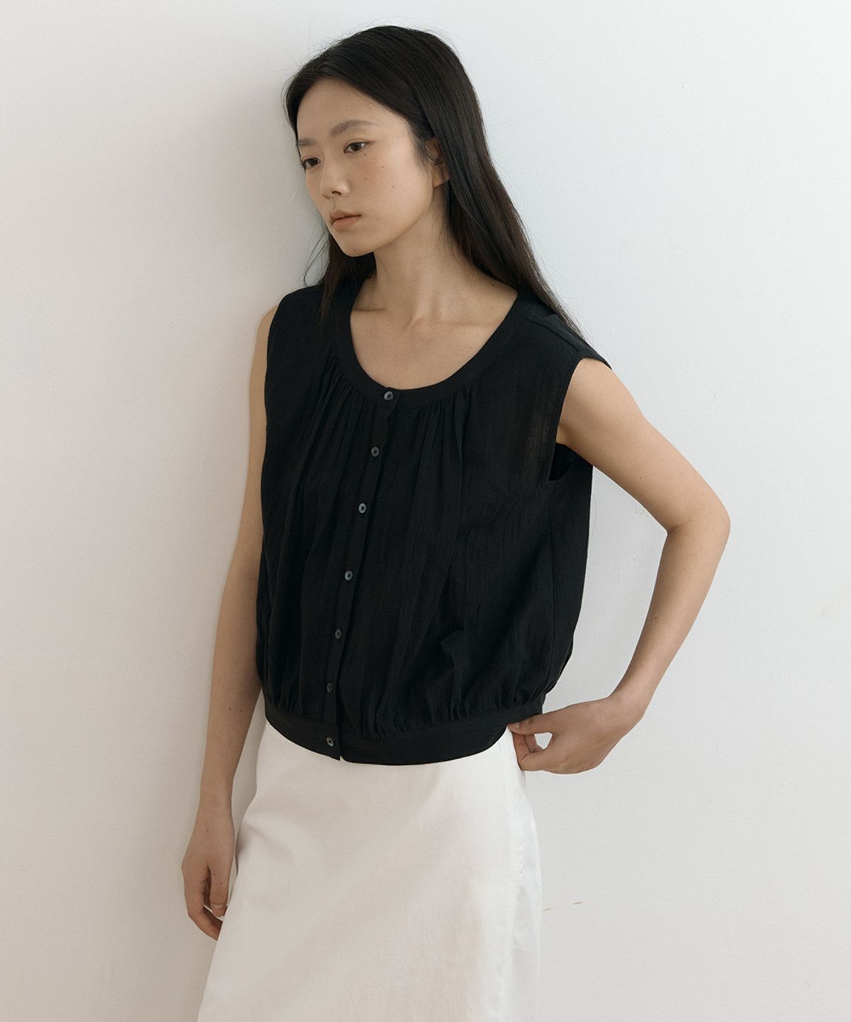 링서울(LINGSEOUL) jacquard sleeveless blouse-black